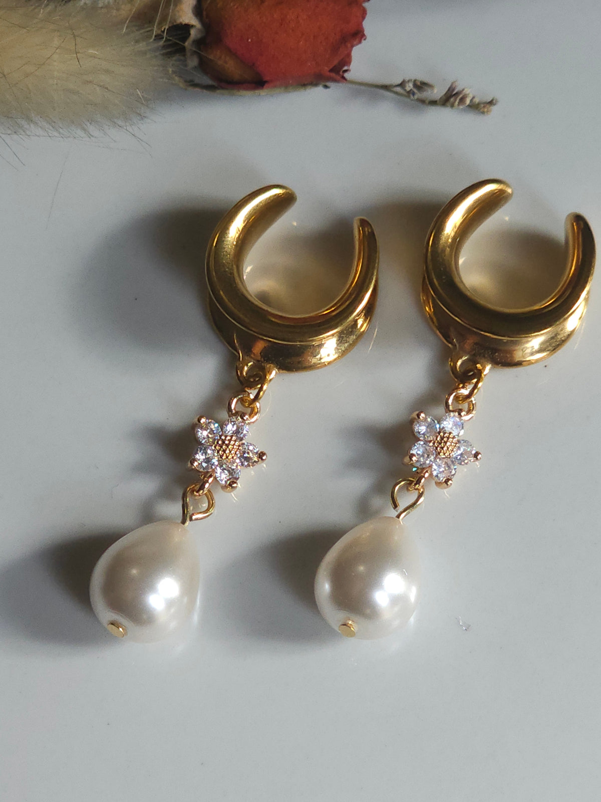 Flower Crystal Dangle Gauges or Saddles