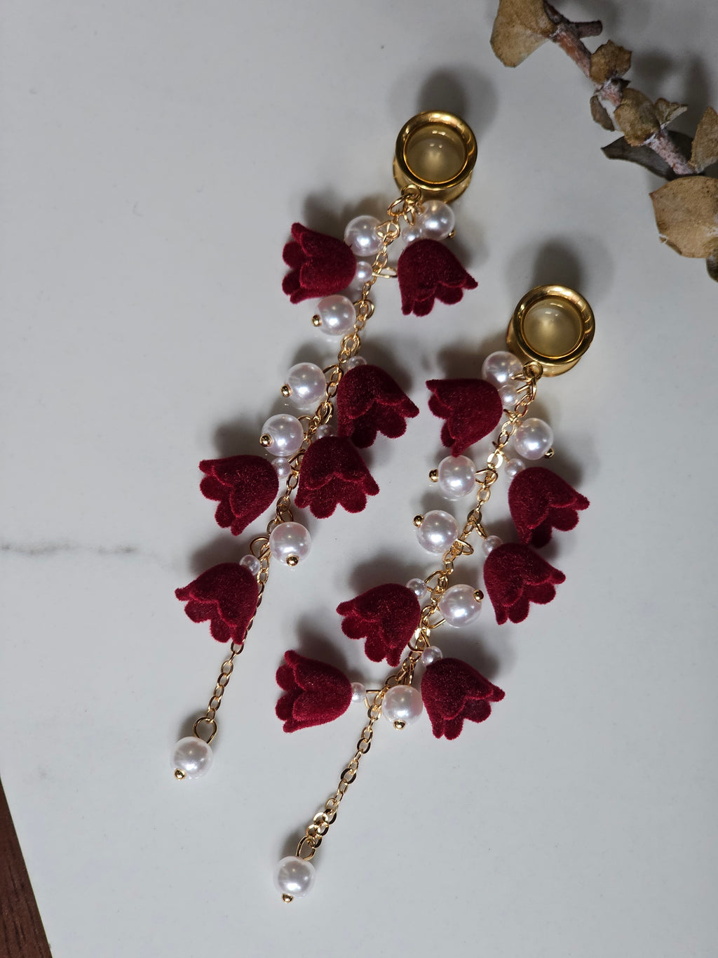Red Lily flower dangle gauges