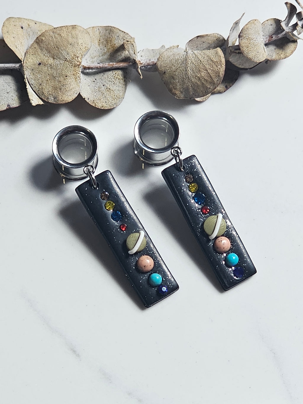 Solar system dangle gauges