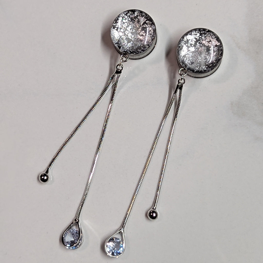 Dainty tassel dangle gauges
