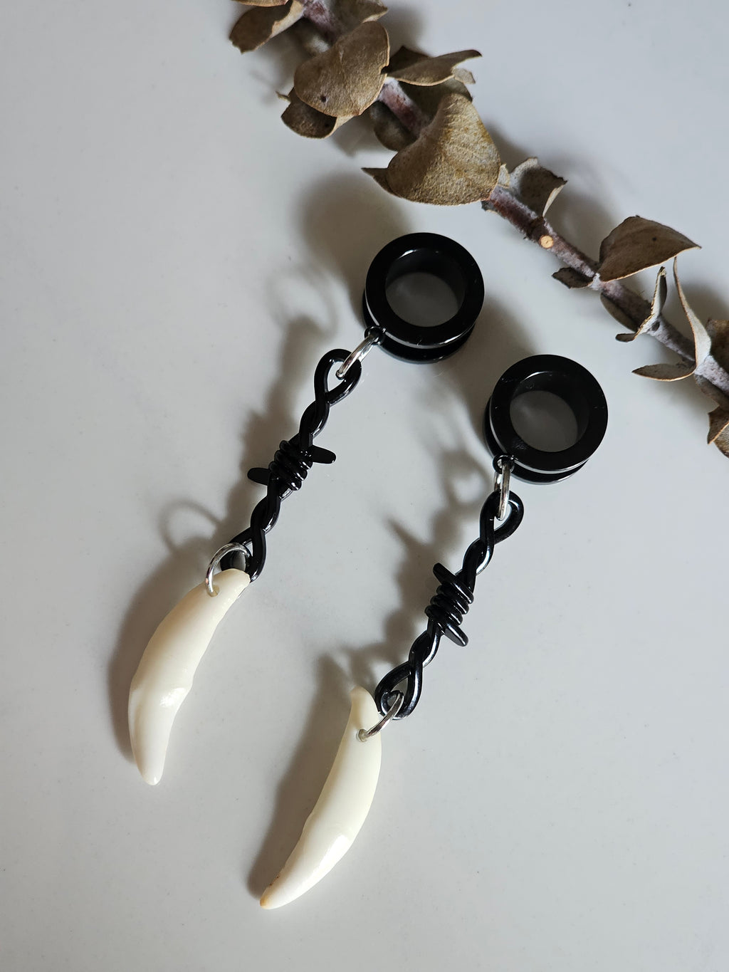 Coyote Fang dangle gauges
