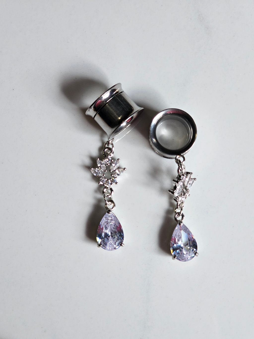 Diamond dangle gauges