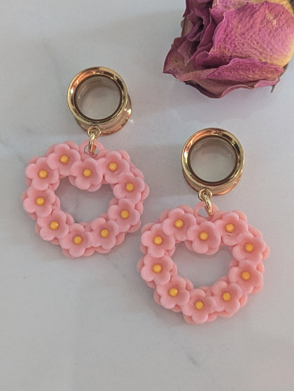 Floral heart dangle gauges