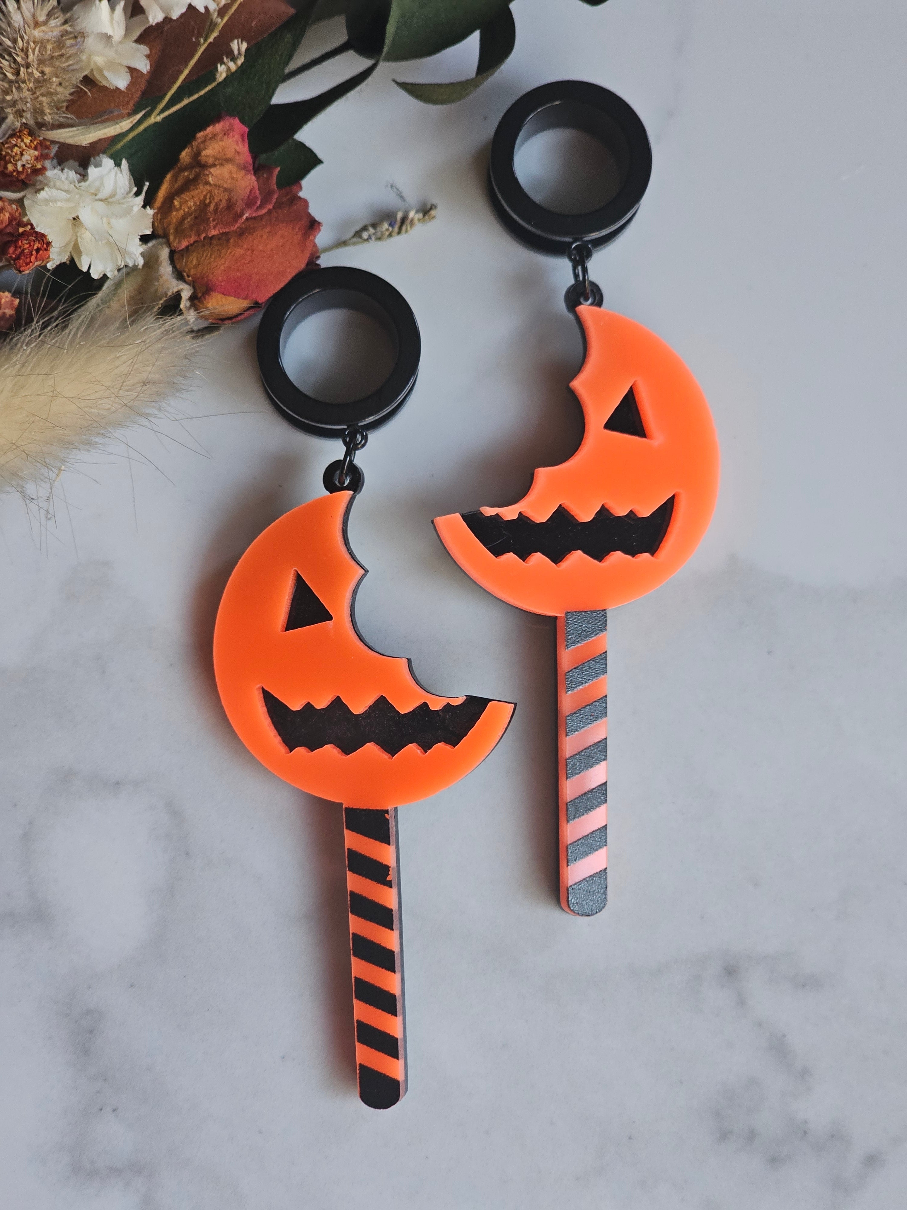 Trick or Treat Halloween dangle gauges