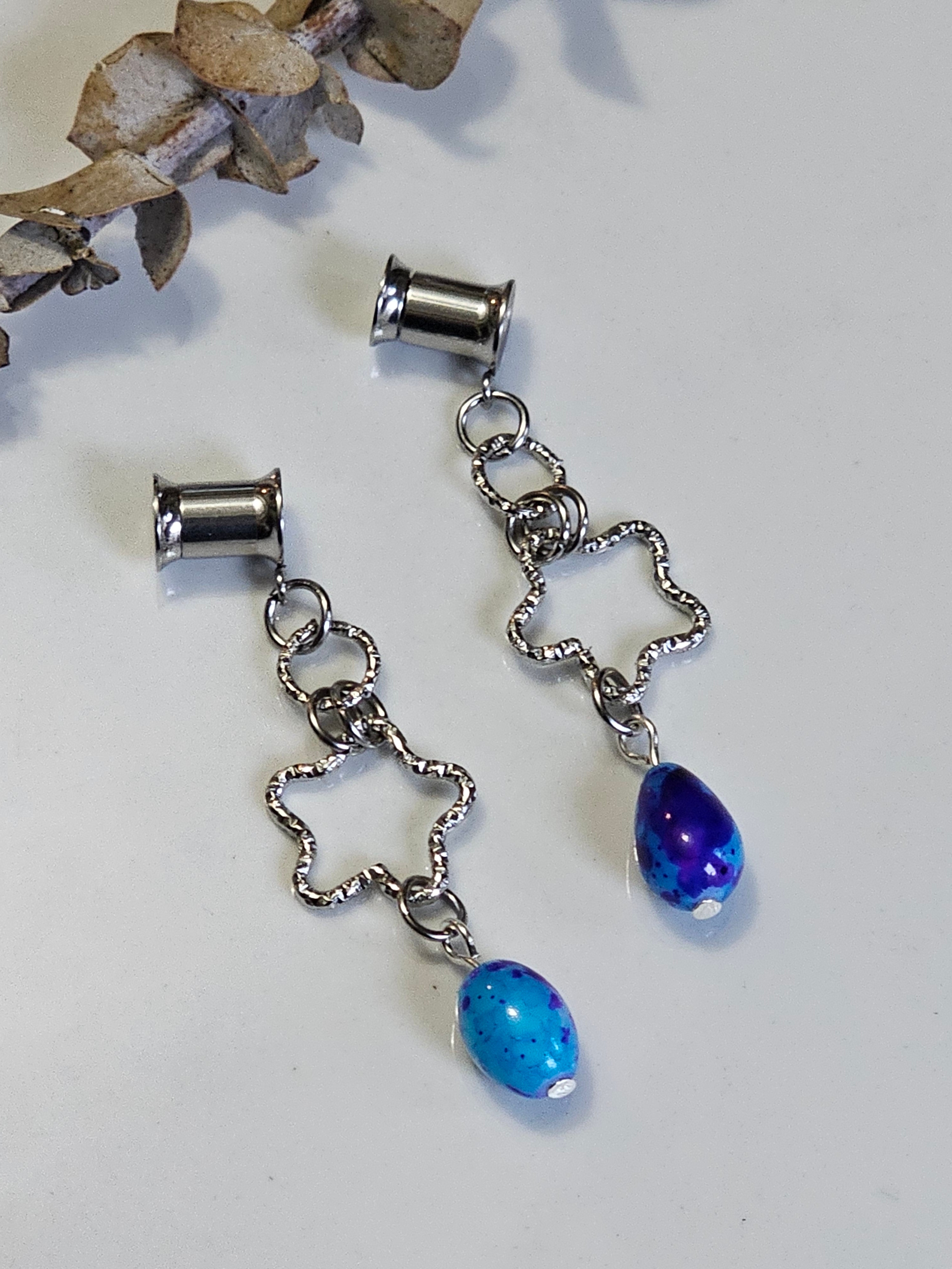 Moving star dangle gauges