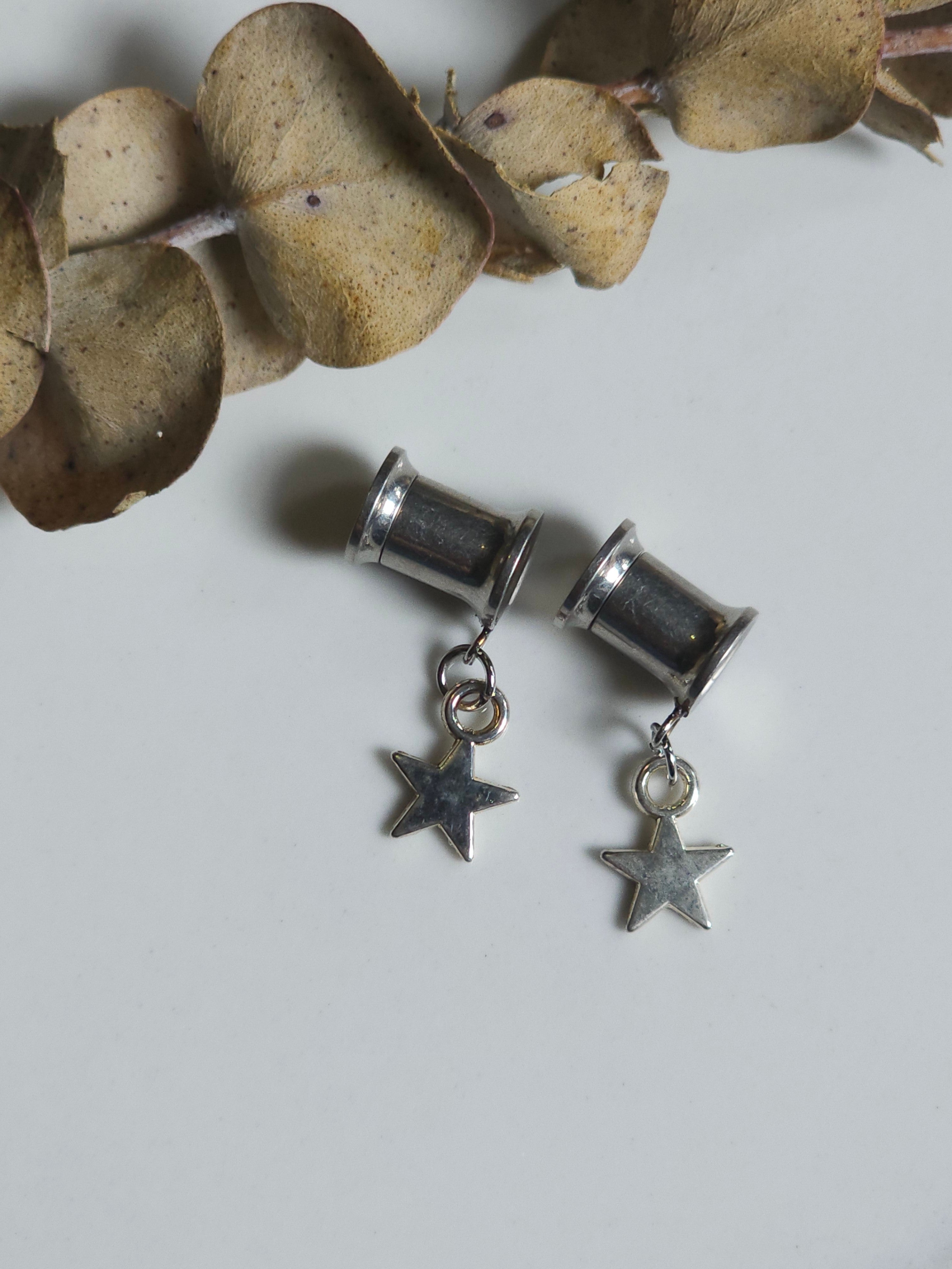 Star dangle gauges