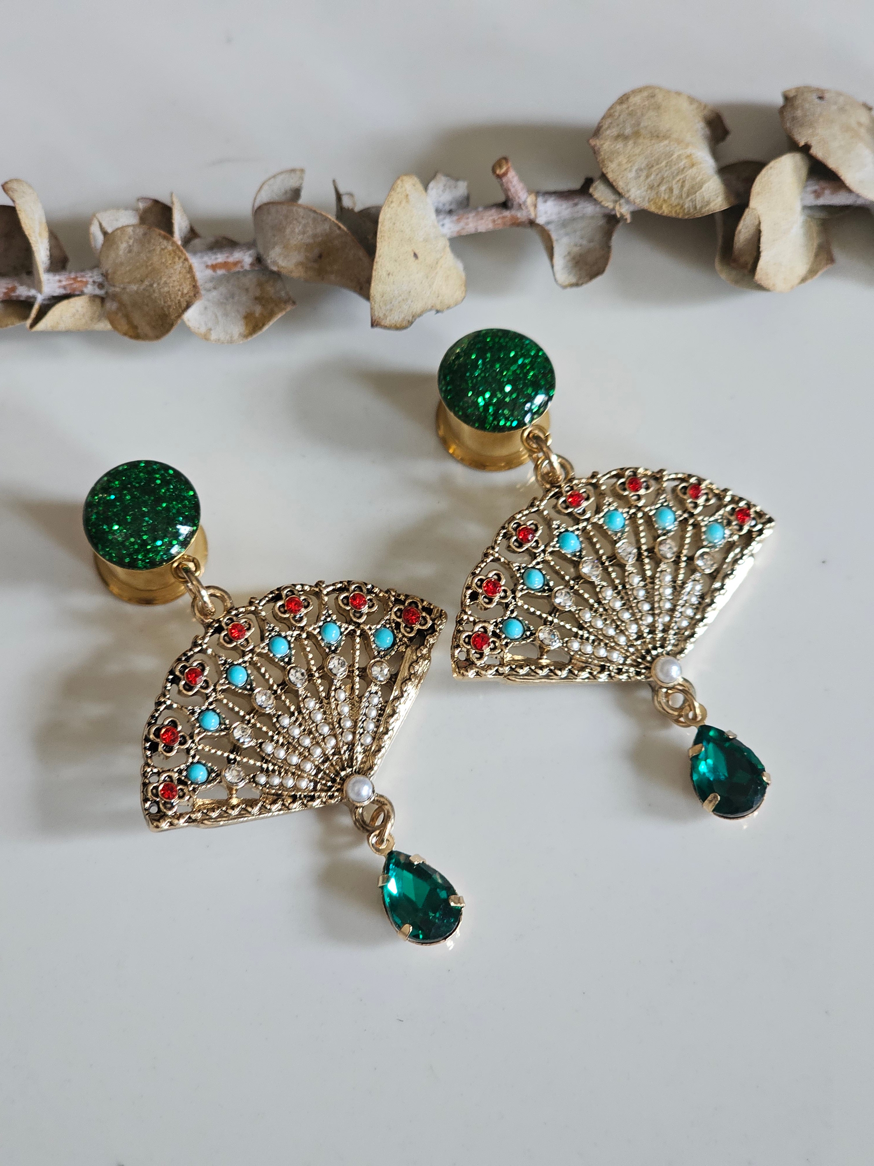 Fan Dangle Gauges