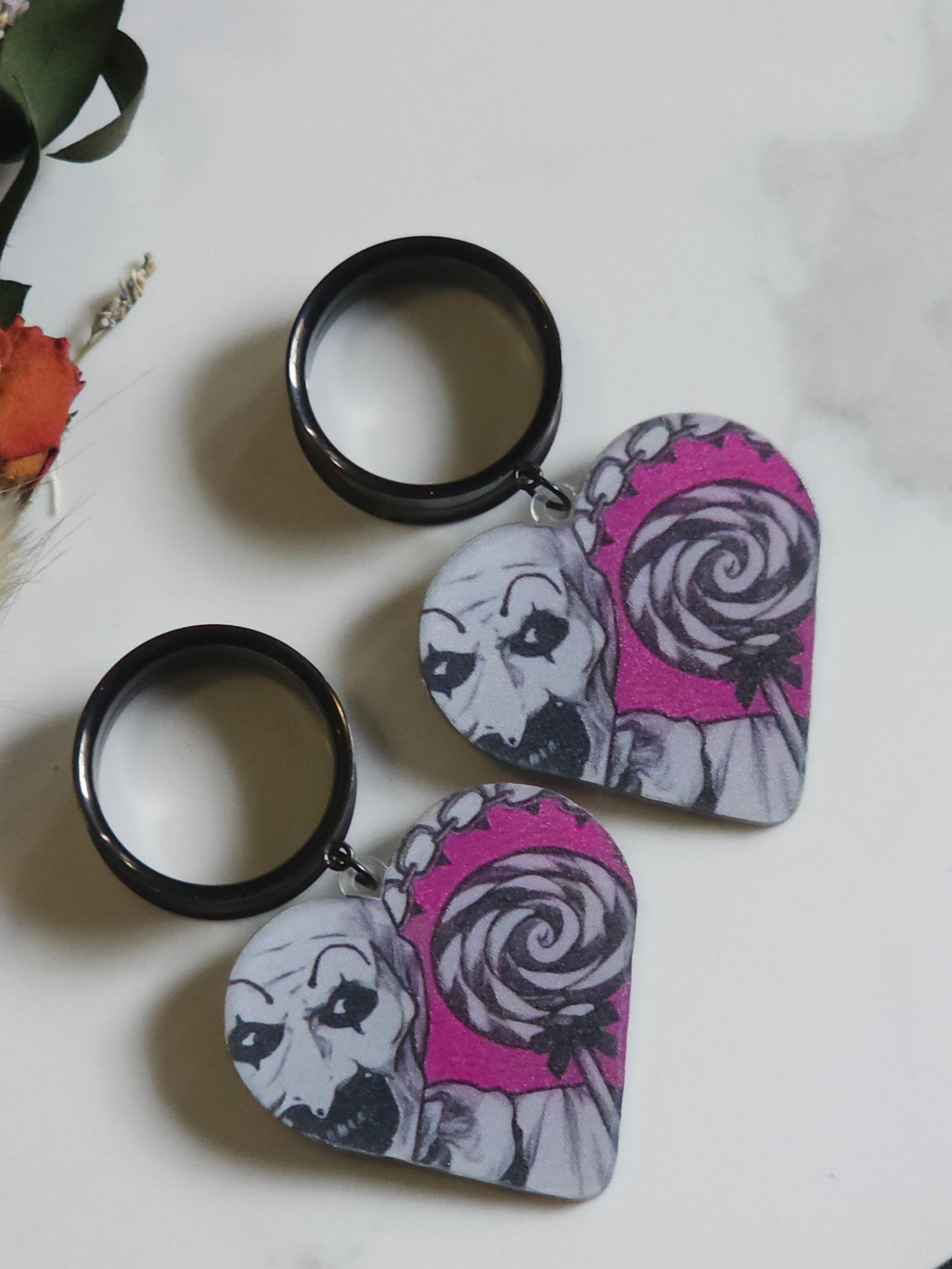 Art the Clown dangle gauges