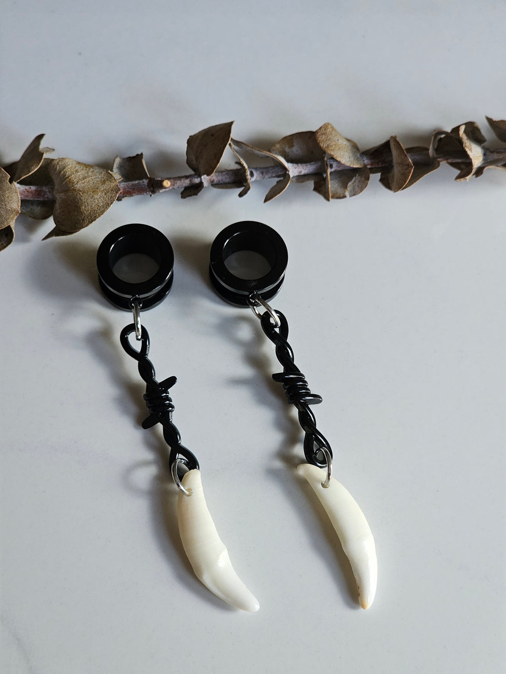 Coyote Fang dangle gauges