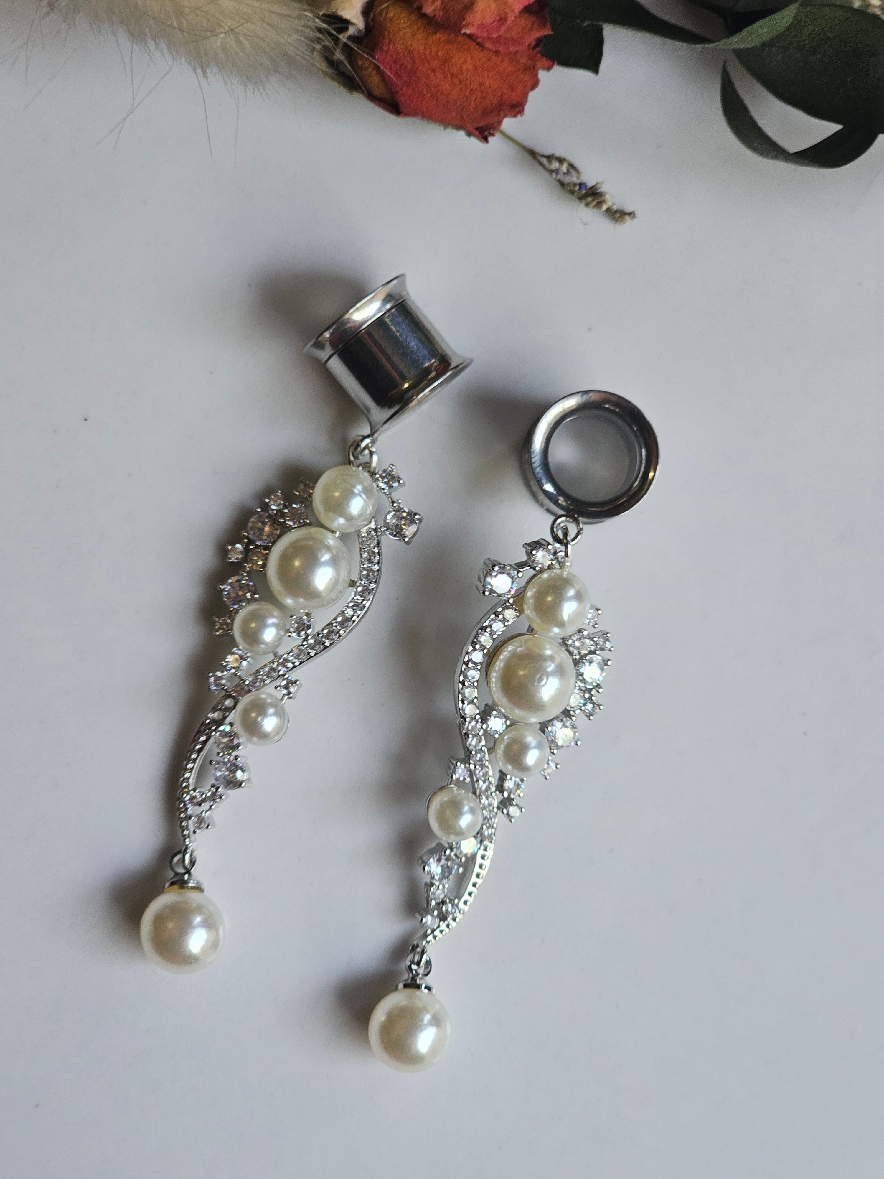 Pearl and Crystal dangle Gauges
