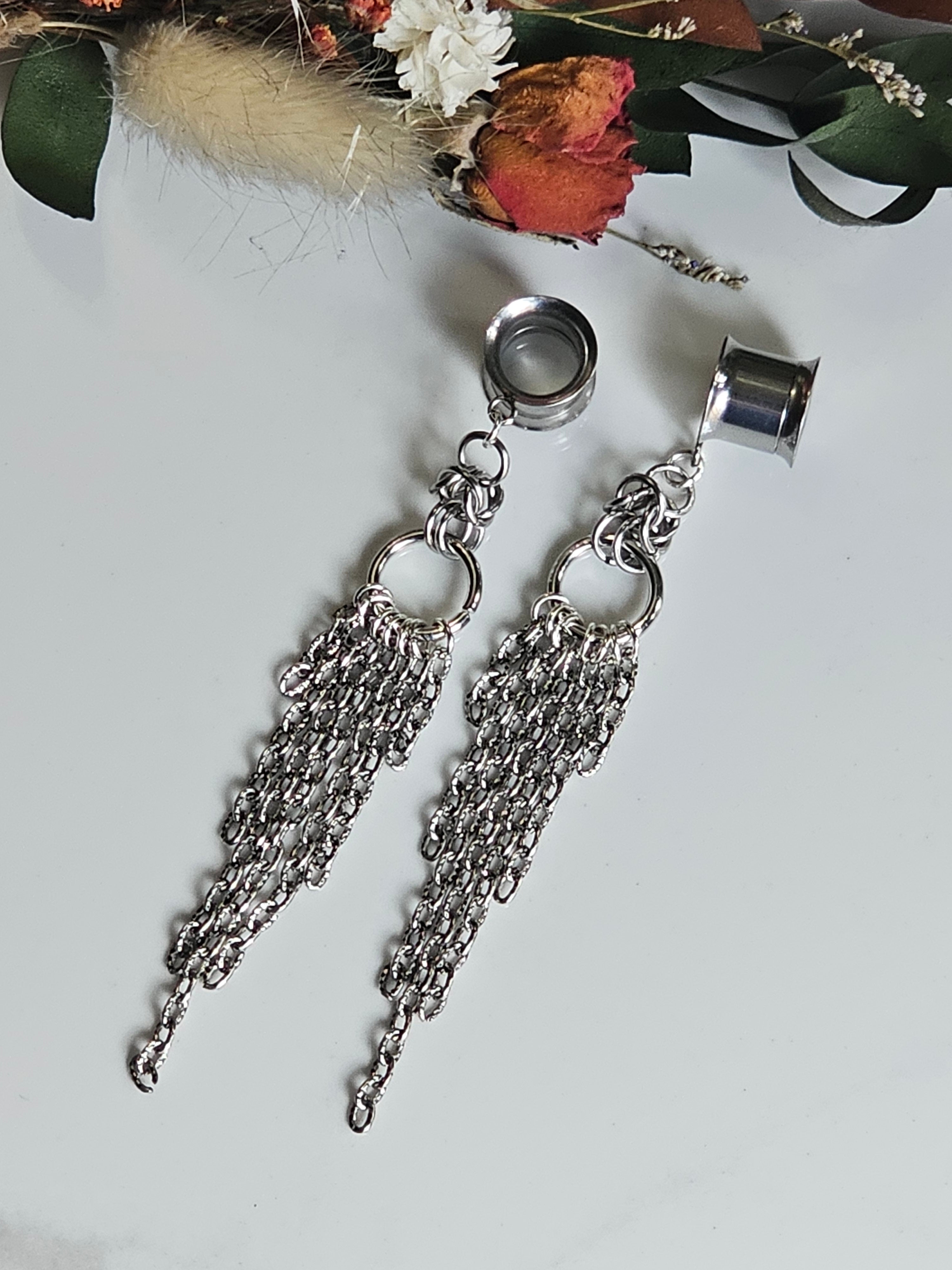 Chain tassel dangle gauges