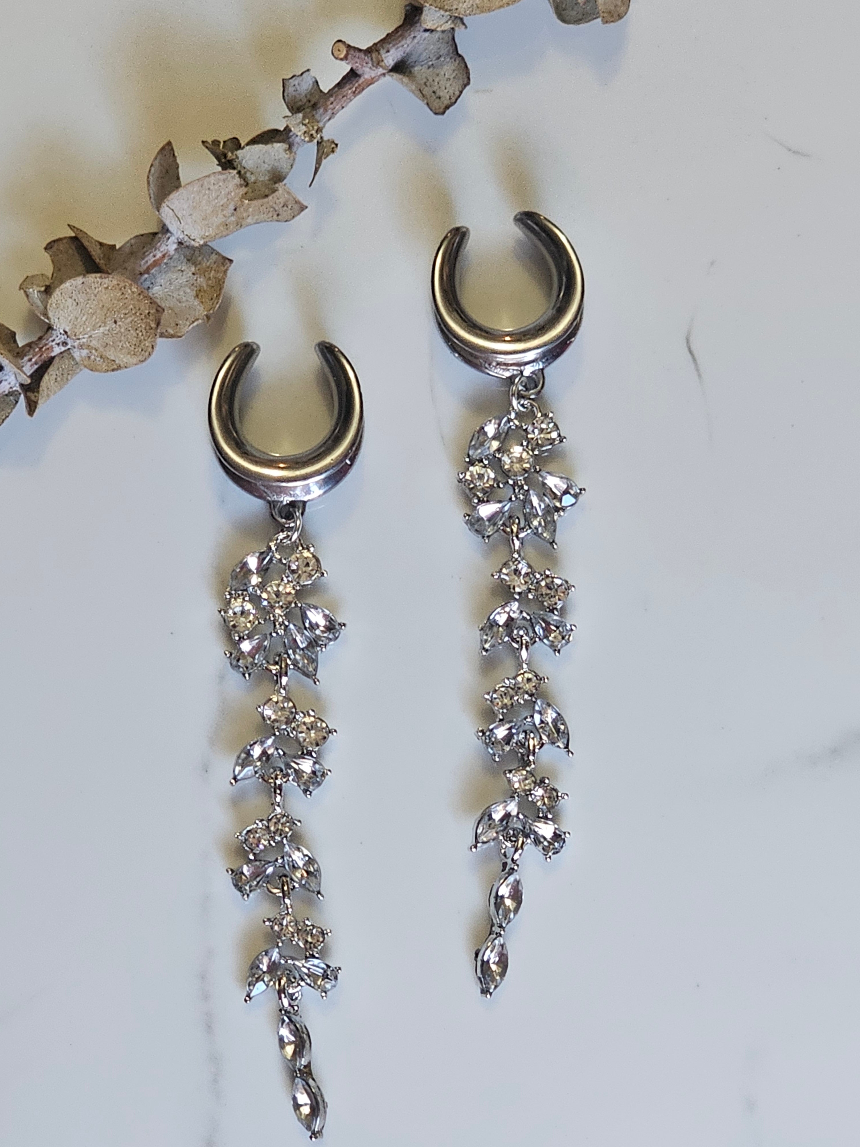 Bridal dangle gauges saddles