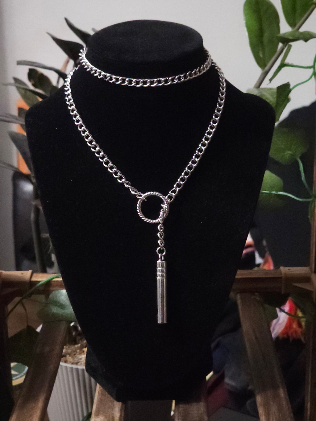 Stay safe whistle necklace style 2