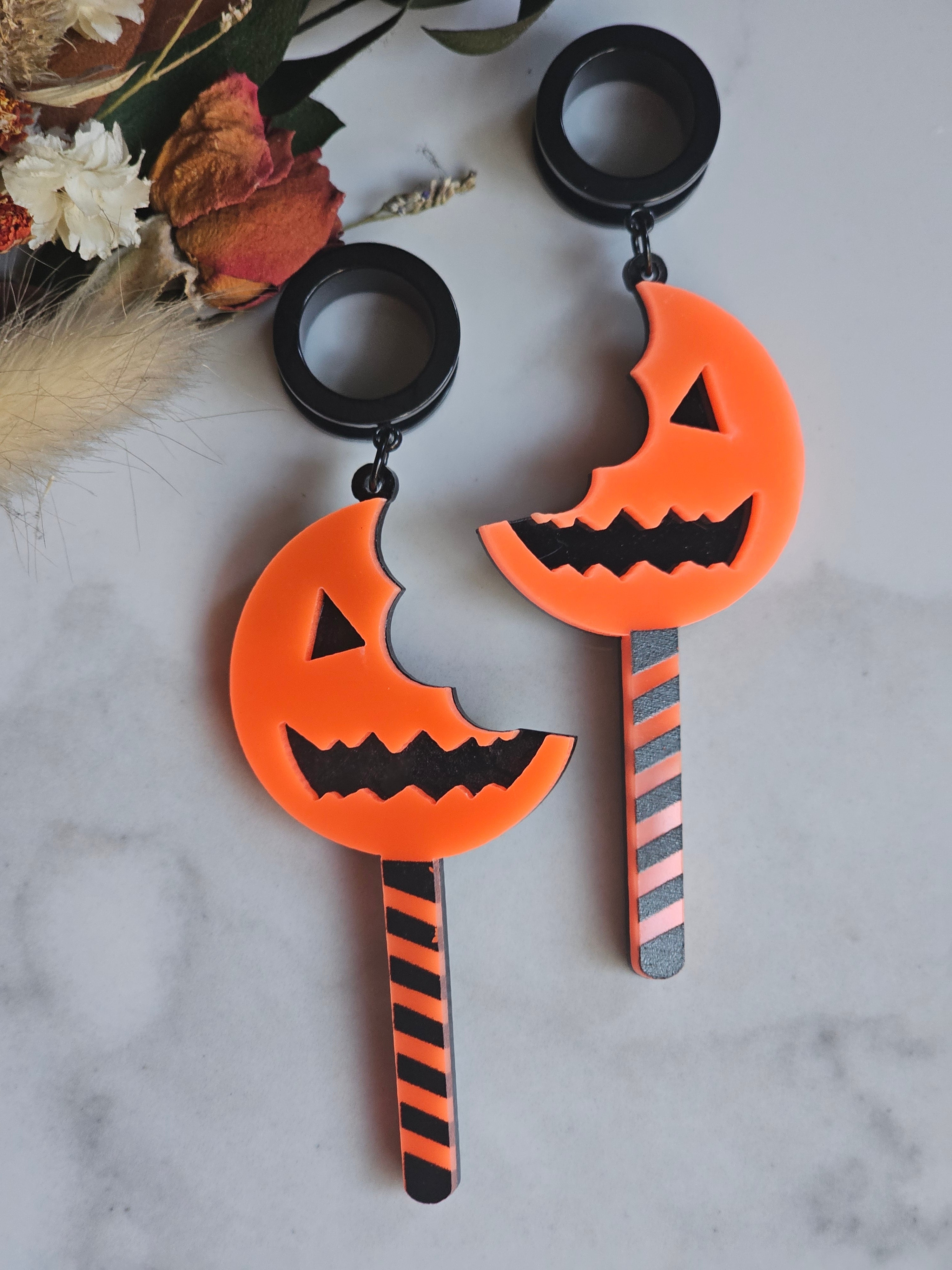 Trick or Treat Halloween dangle gauges