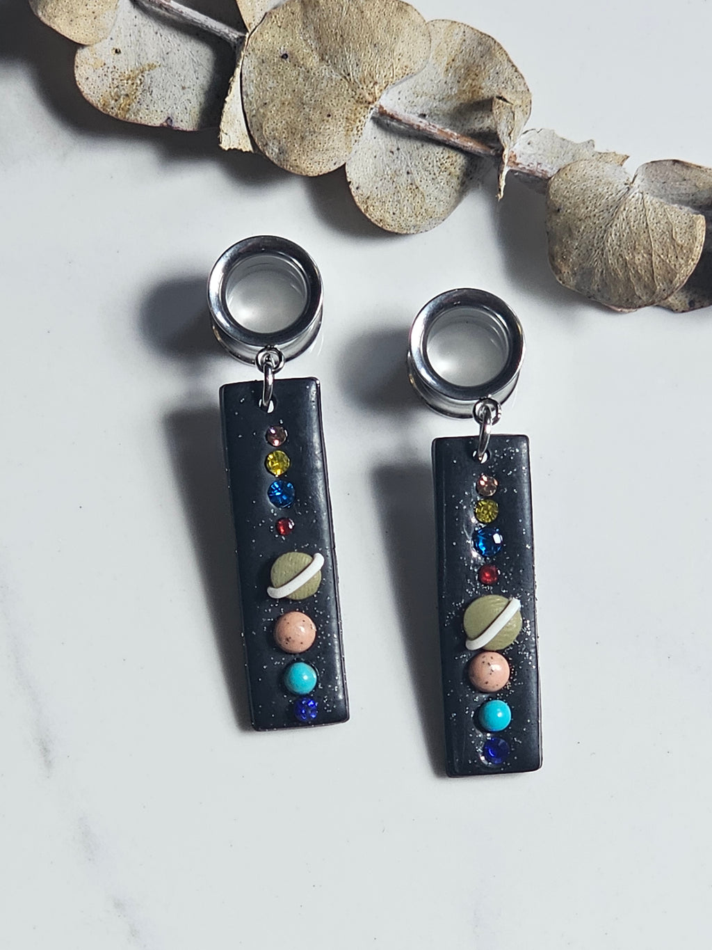 Solar system dangle gauges