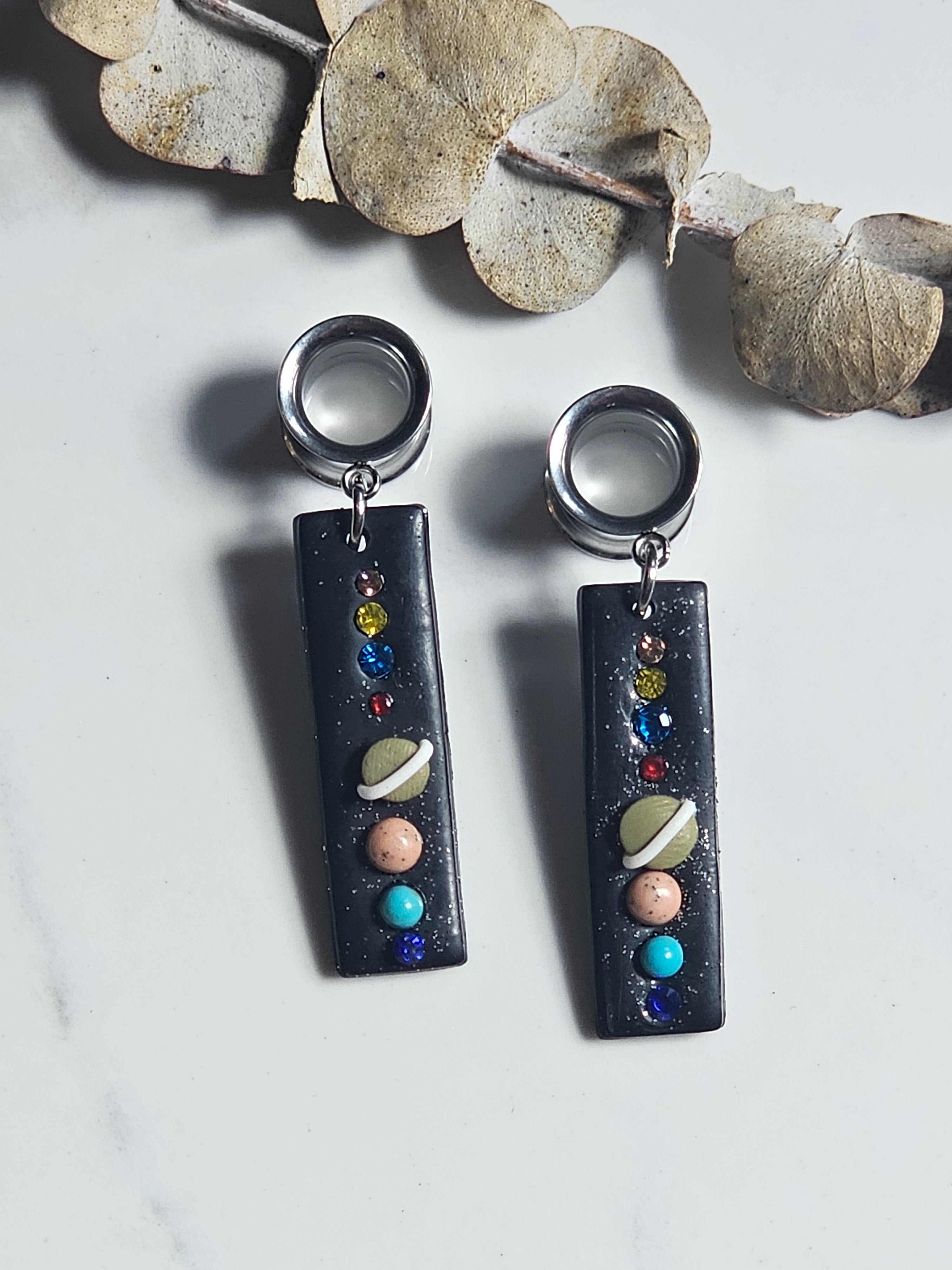 Solar system dangle gauges