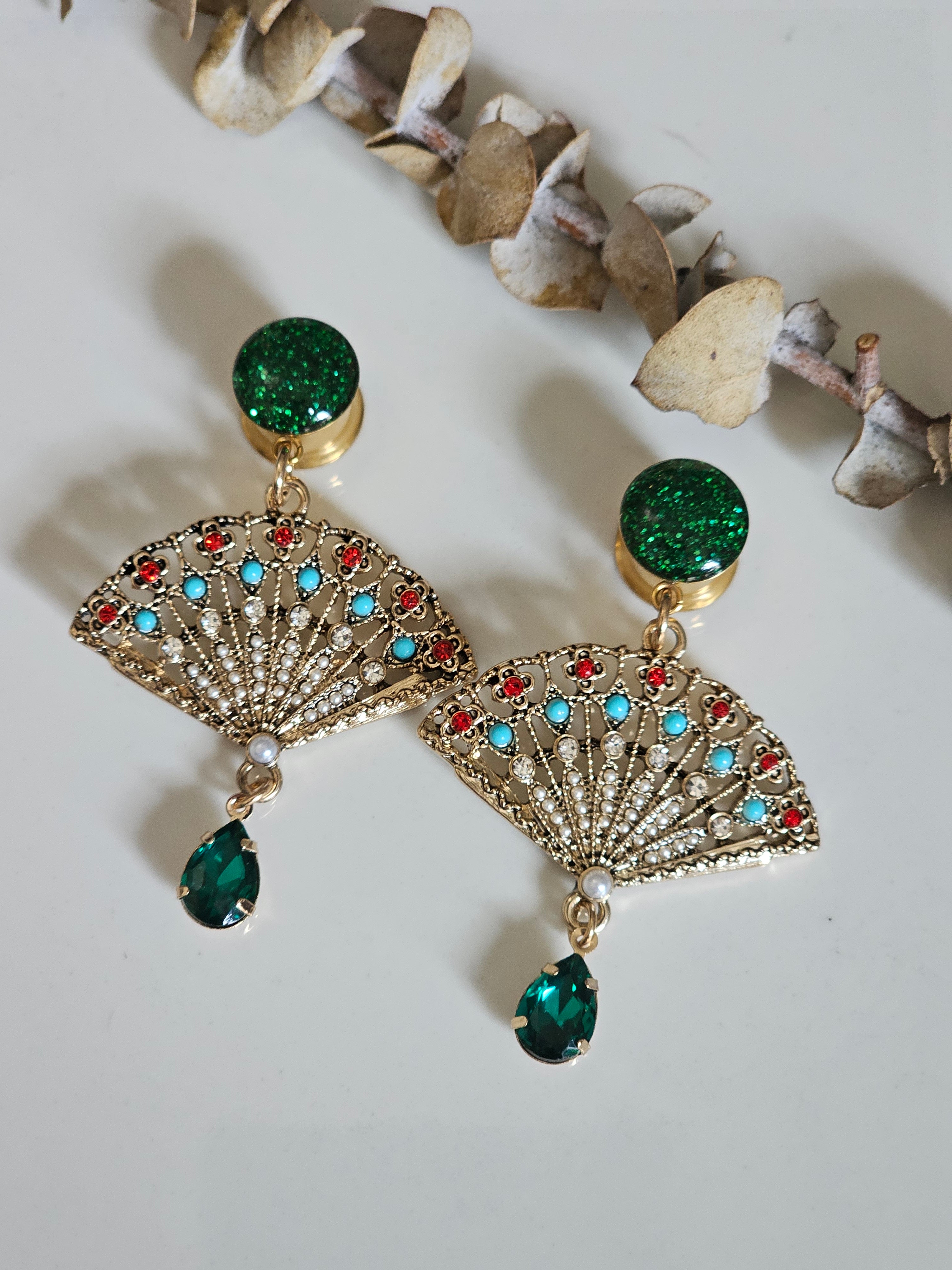 Fan Dangle Gauges