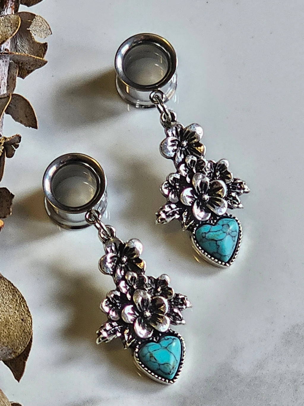 Floral heart dangle gauges