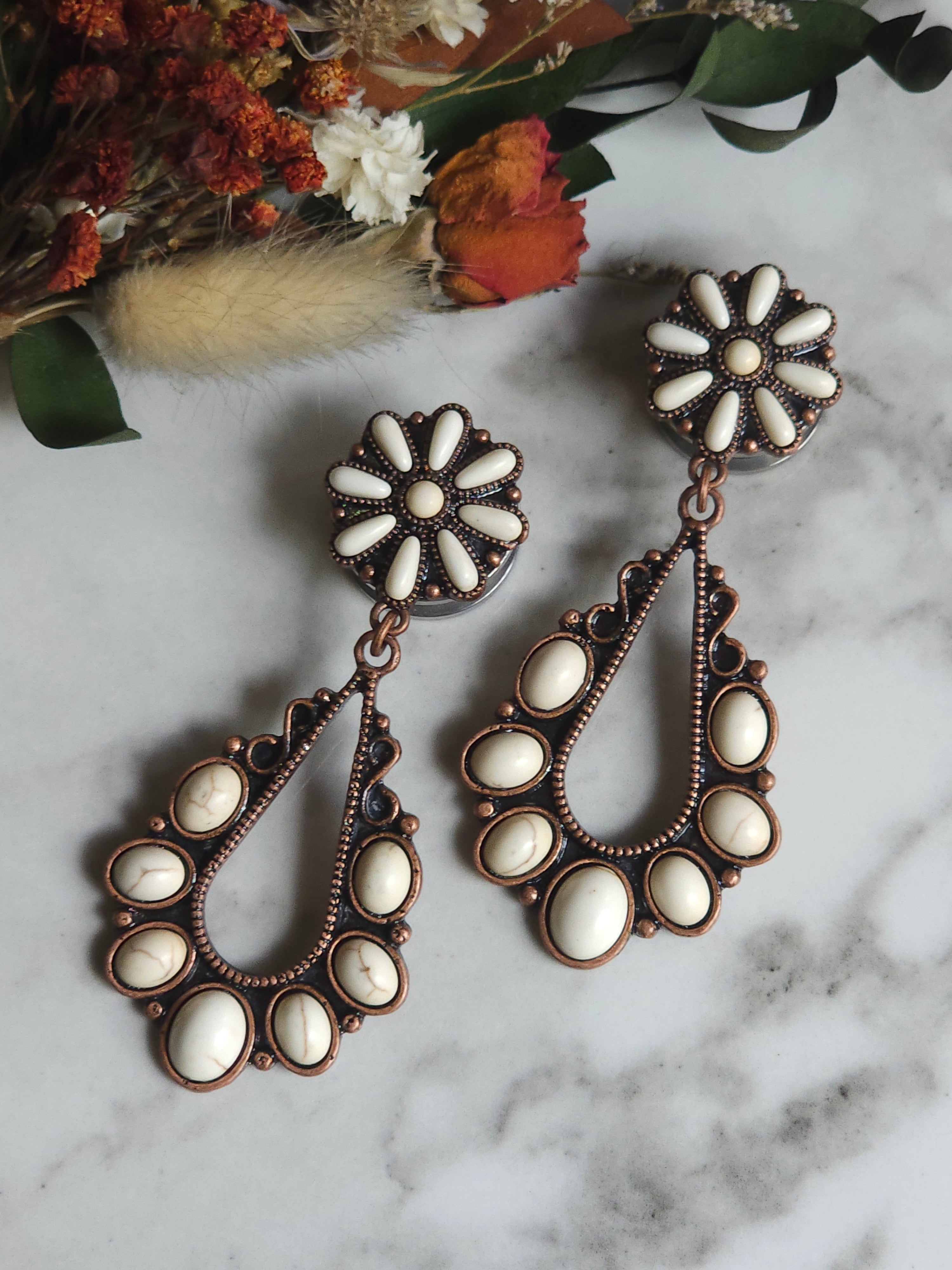 Antique style dangle gauges