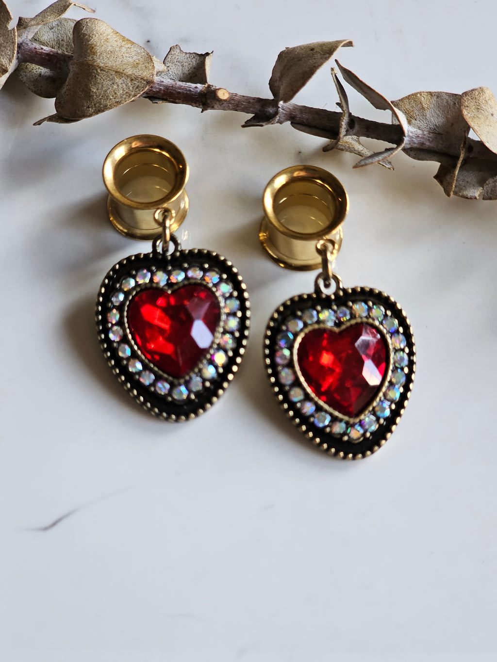 Jeweled heart dangle gauges