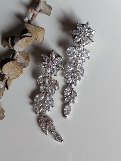 6MM-10MM Elegant Crystal Bridal gauges