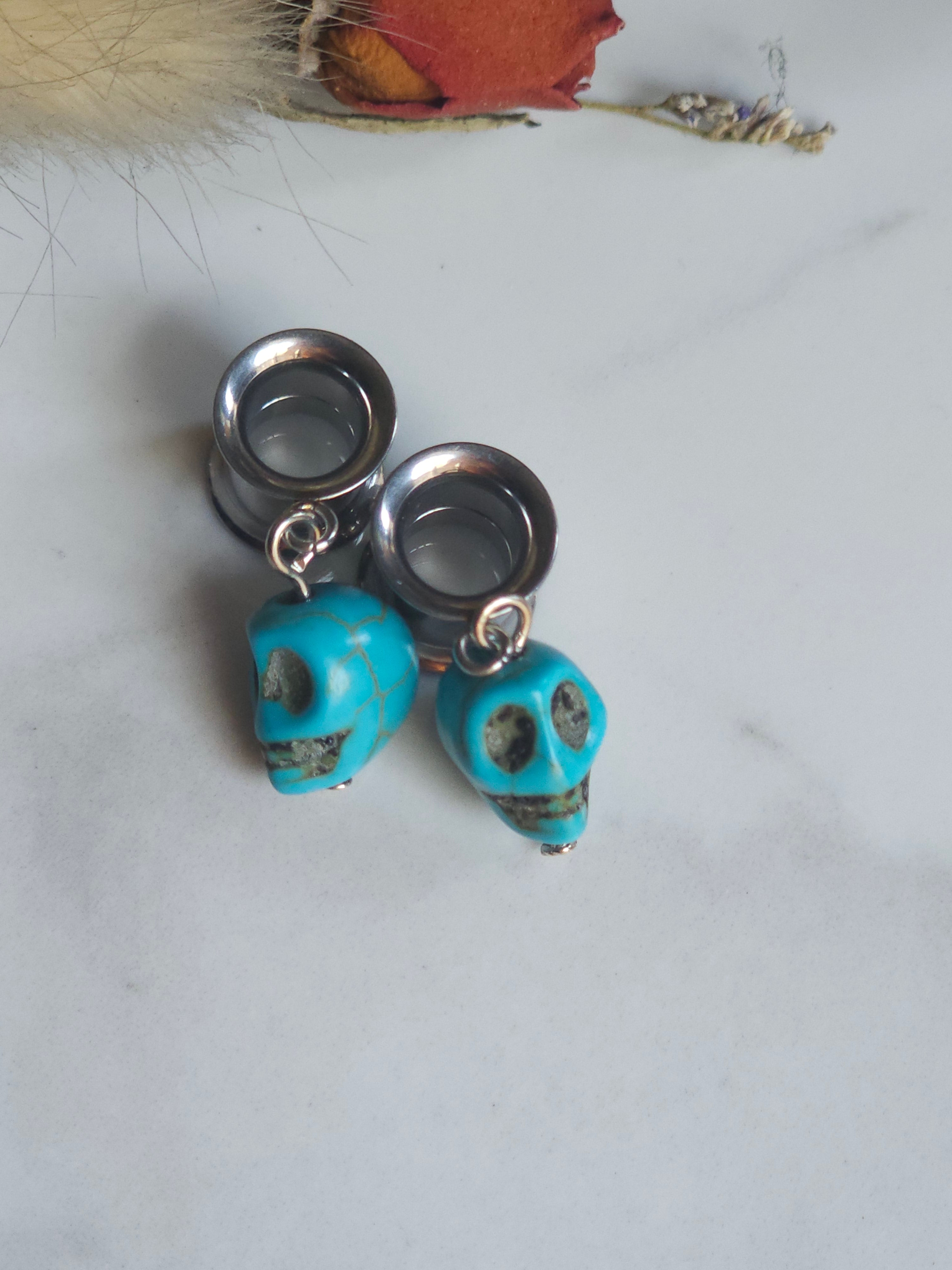 Turquoise skull Dangle Gauges