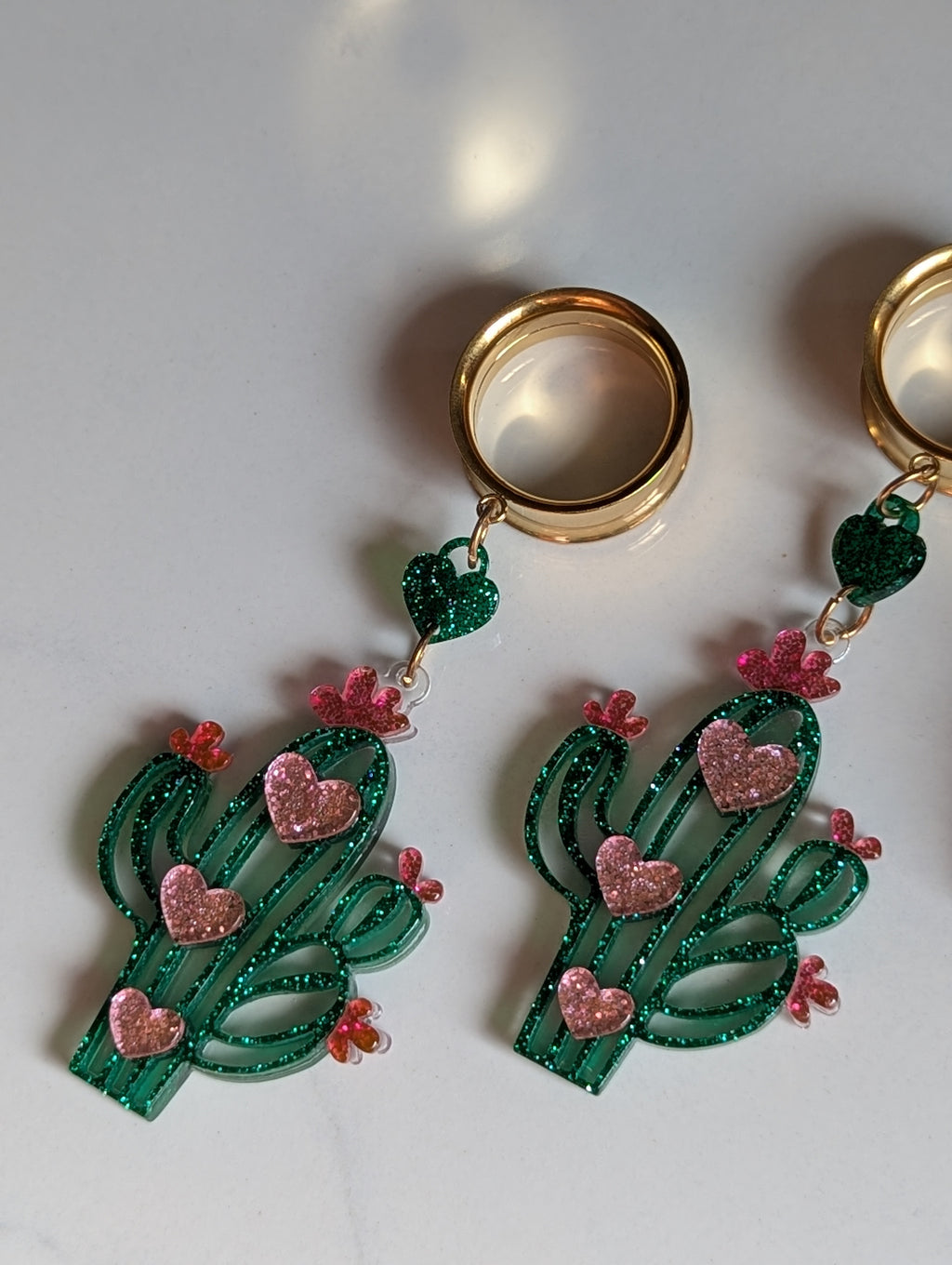 Cactus dangle gauges