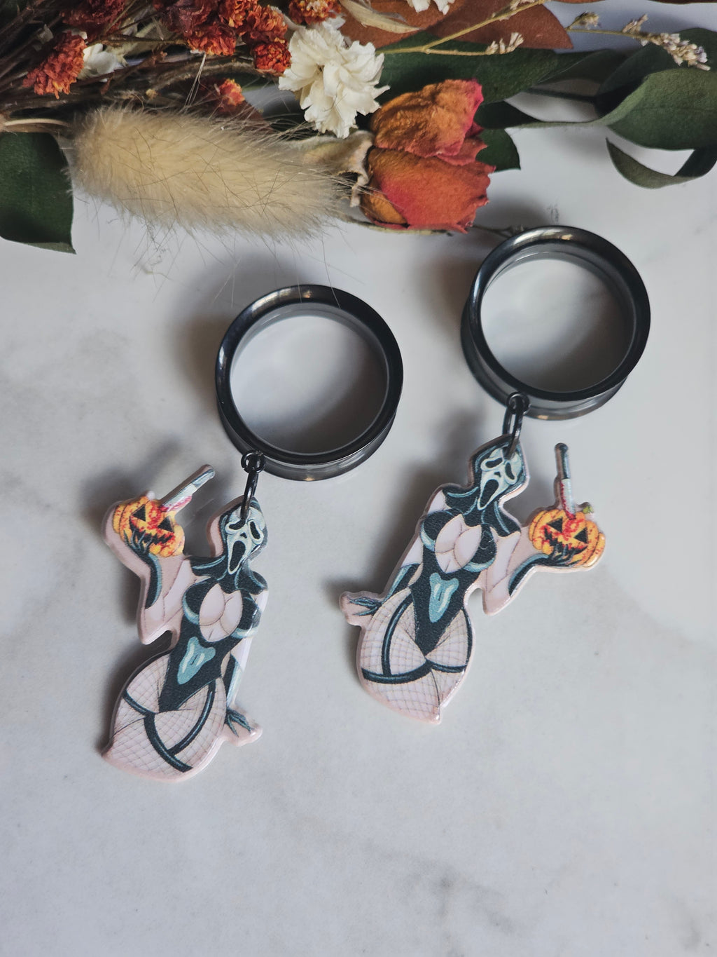 Sexy pin up ghostface dangle gauges