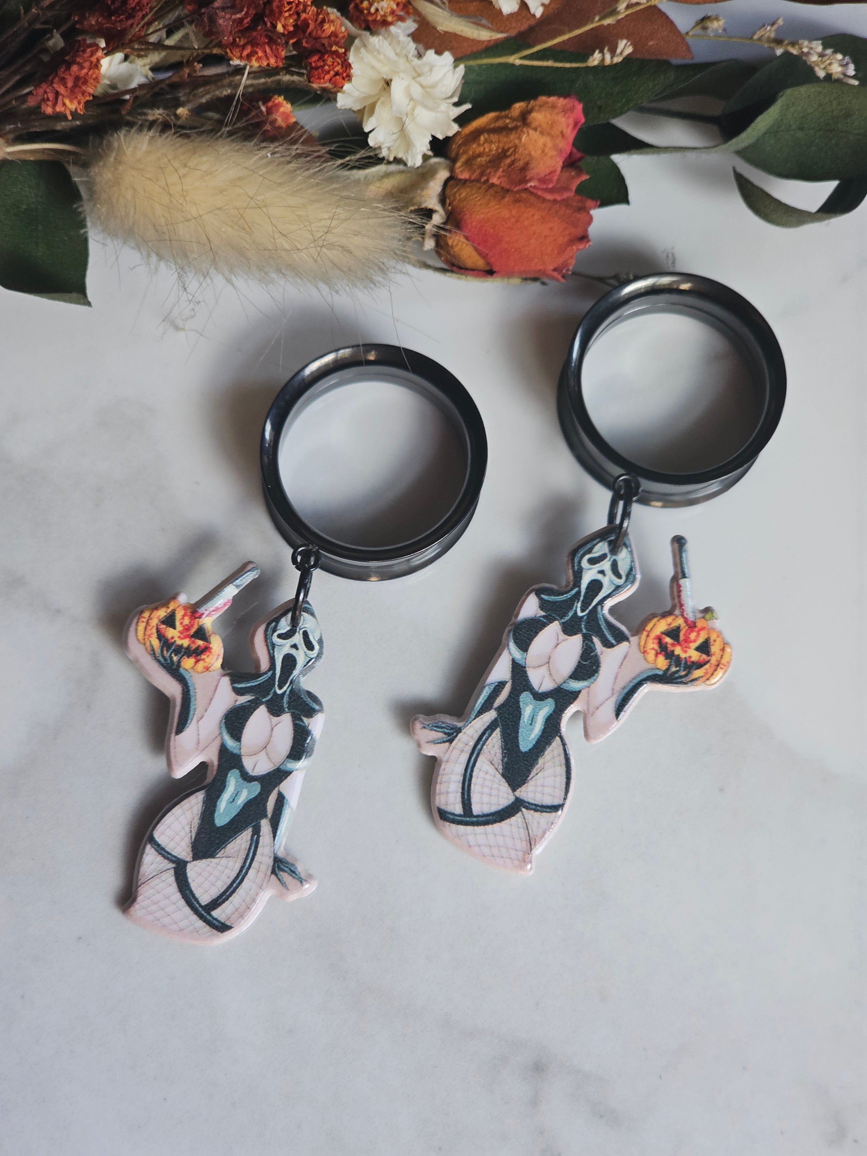 Sexy pin up ghostface dangle gauges