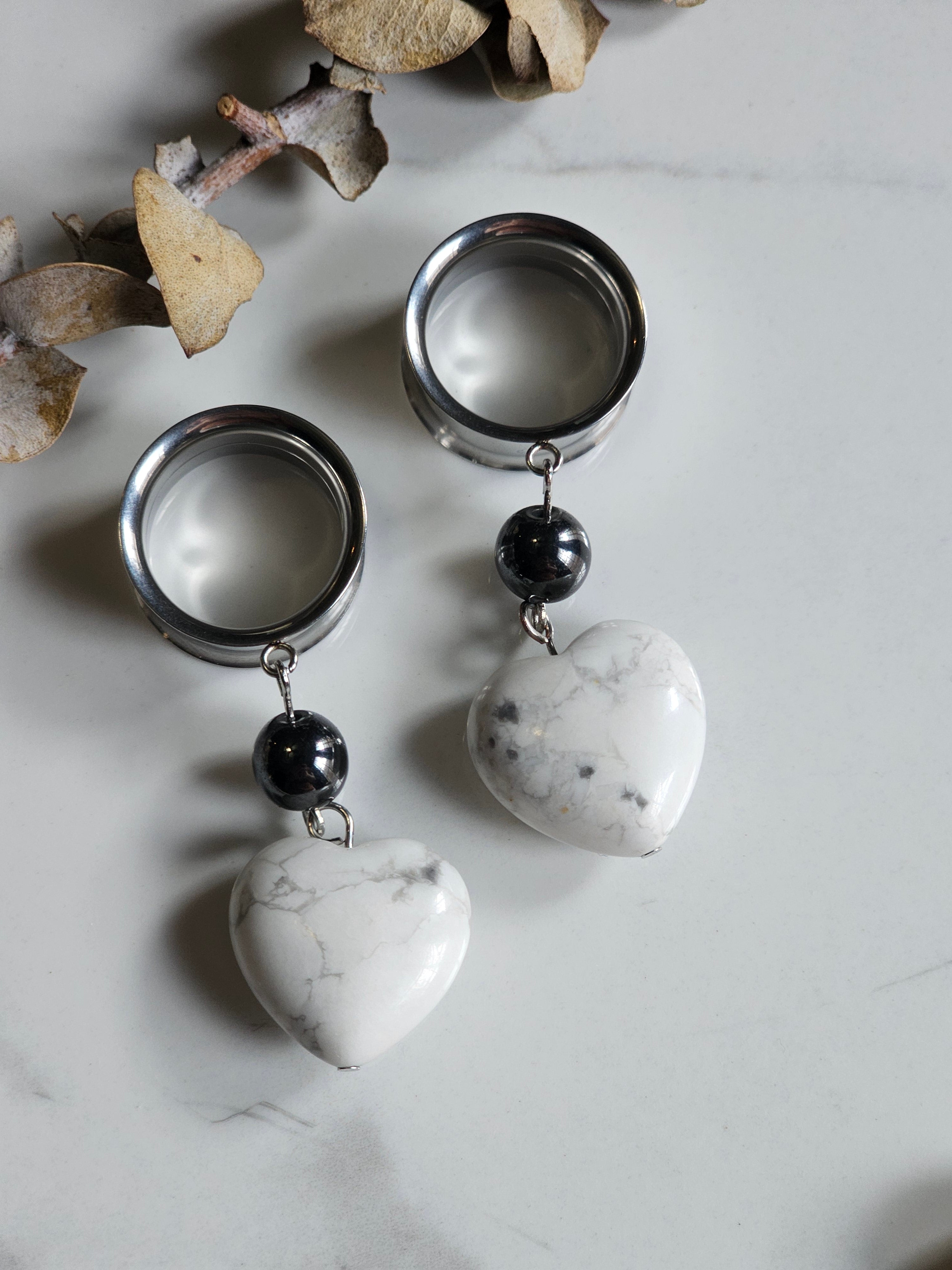 Howlite heart dangle gauges