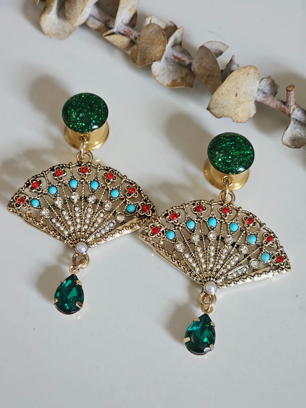 Fan Dangle Gauges