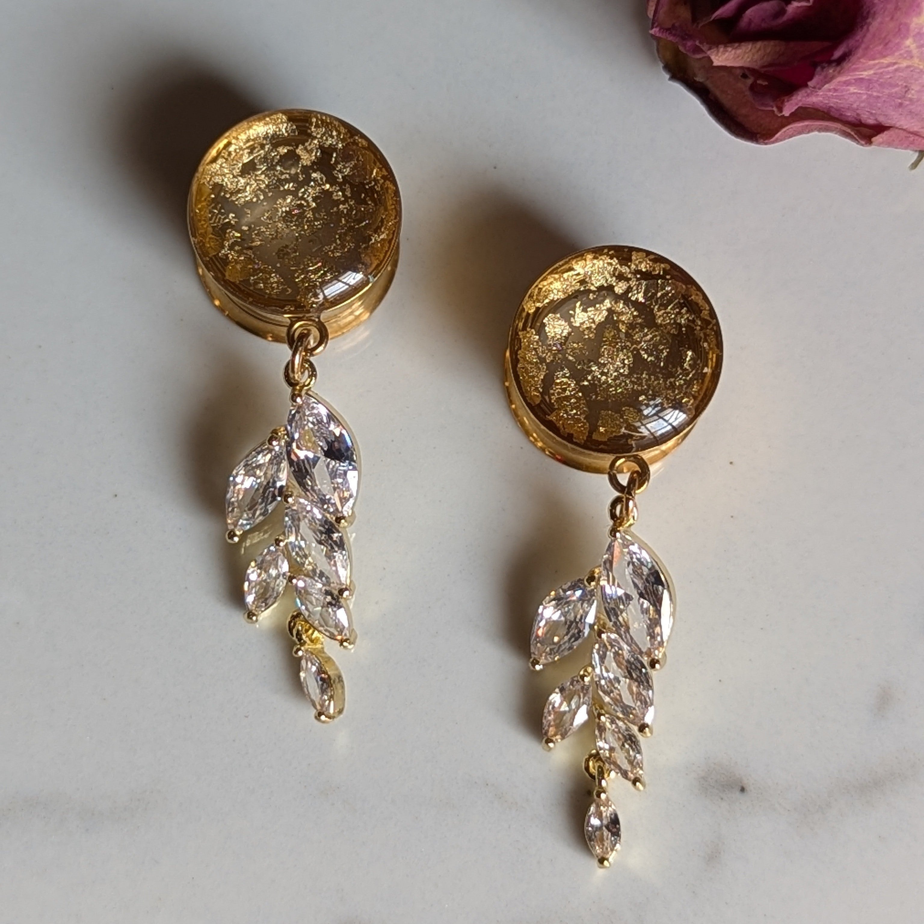 Crystal leaf dangle gauges