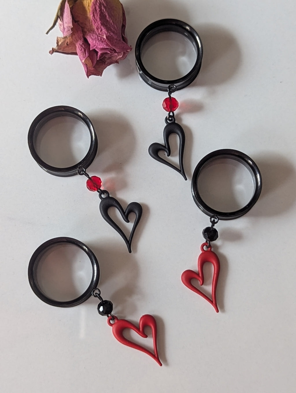 Heart dangle gauges