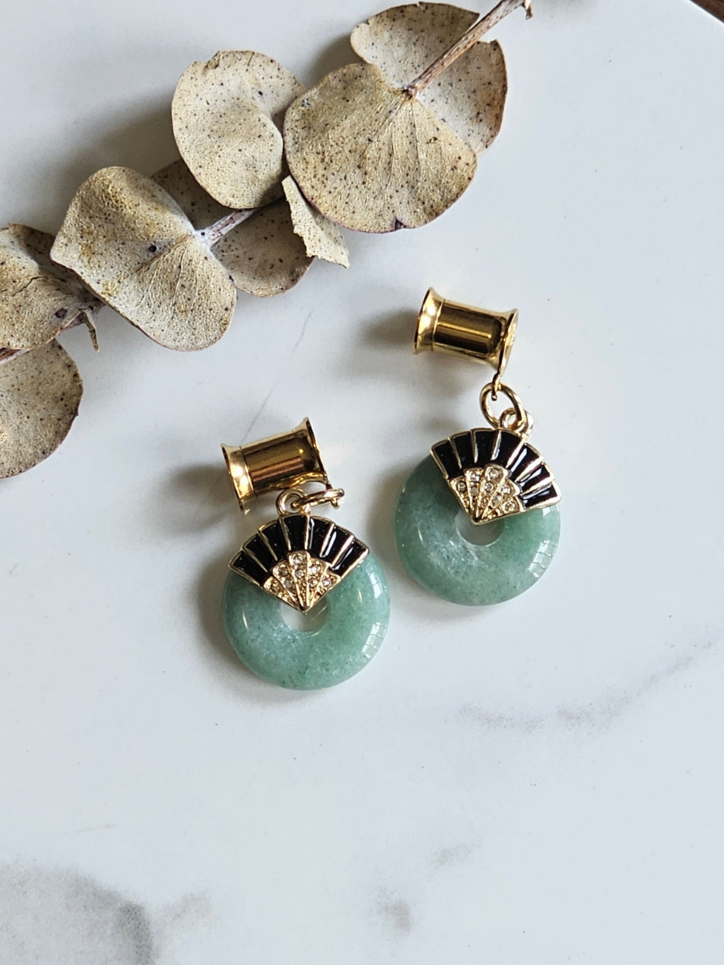 Pagoda and Jade dangle gauges