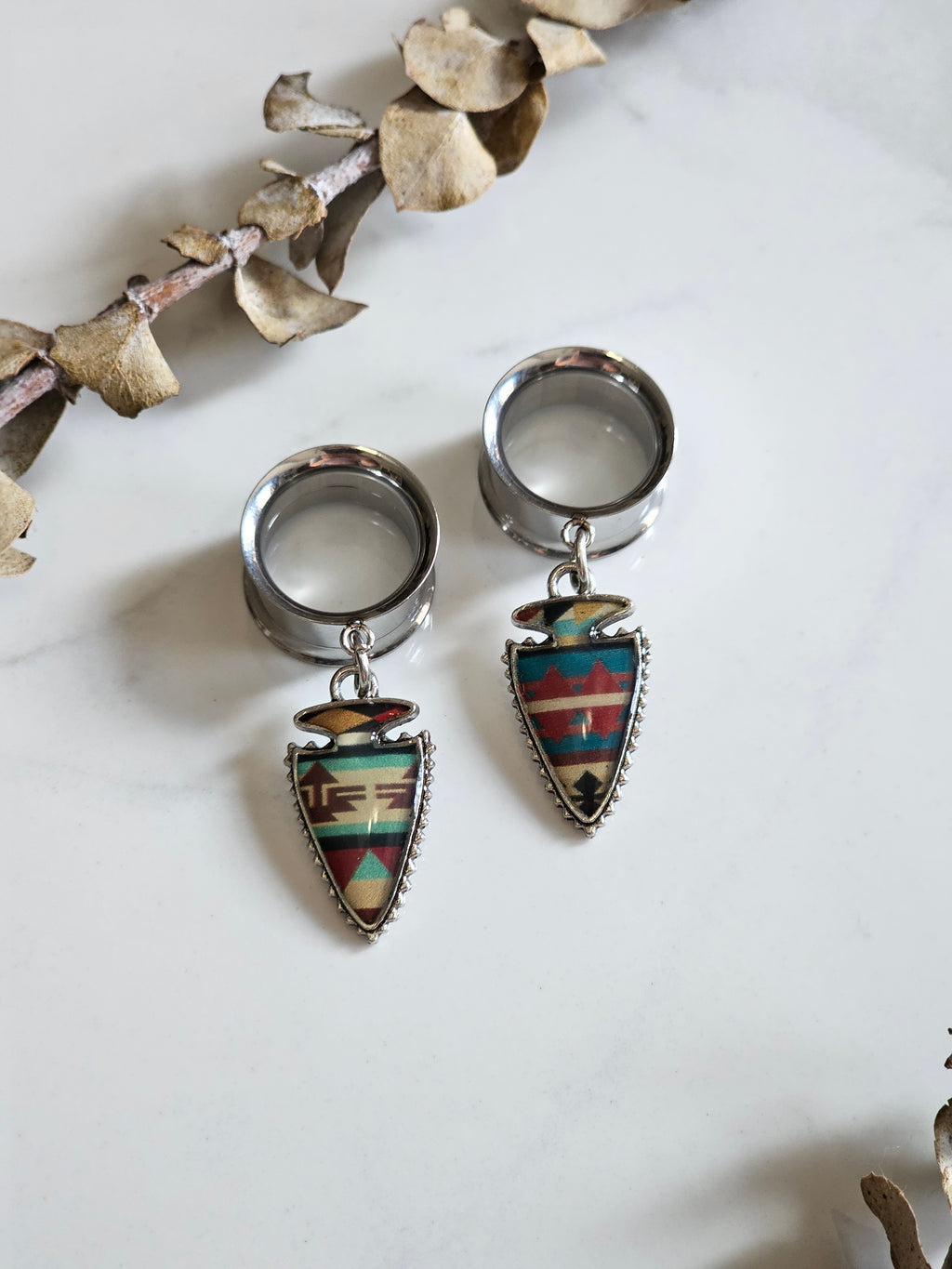 Western arrow dangle gauges
