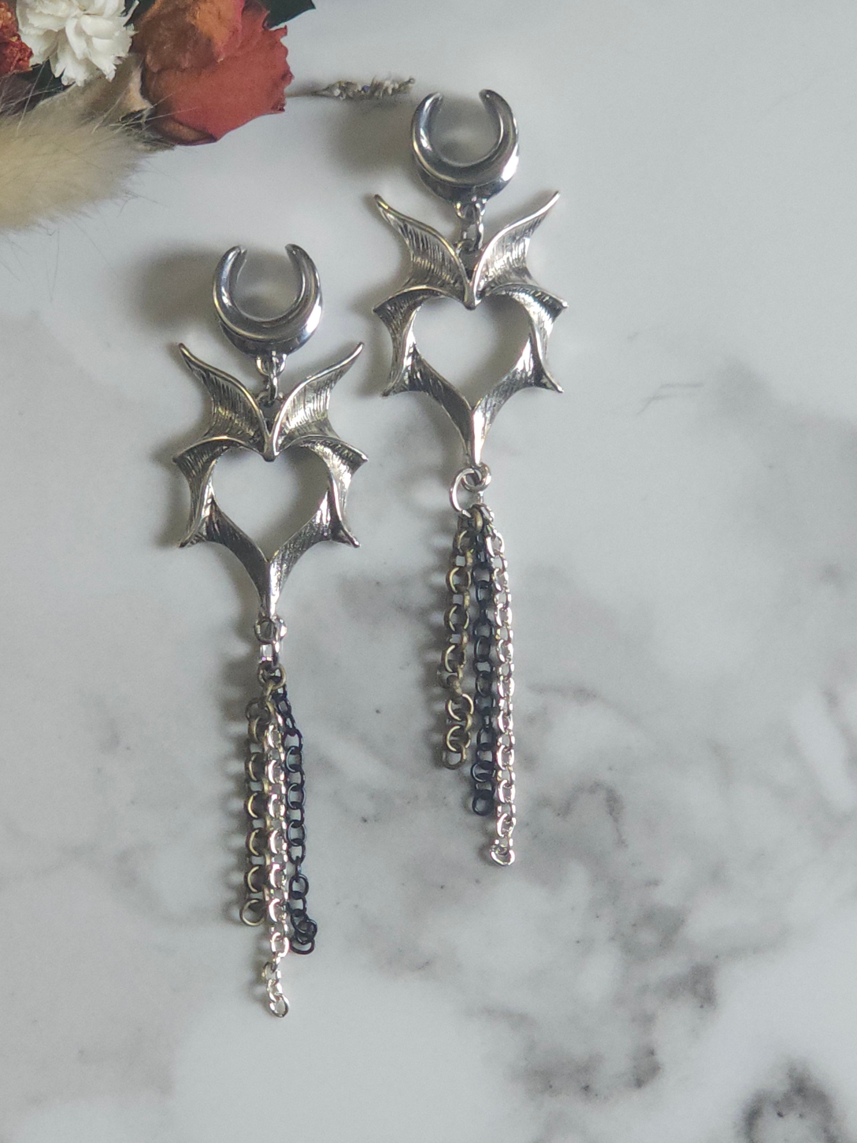 Bat wings dangle gauges or Saddles