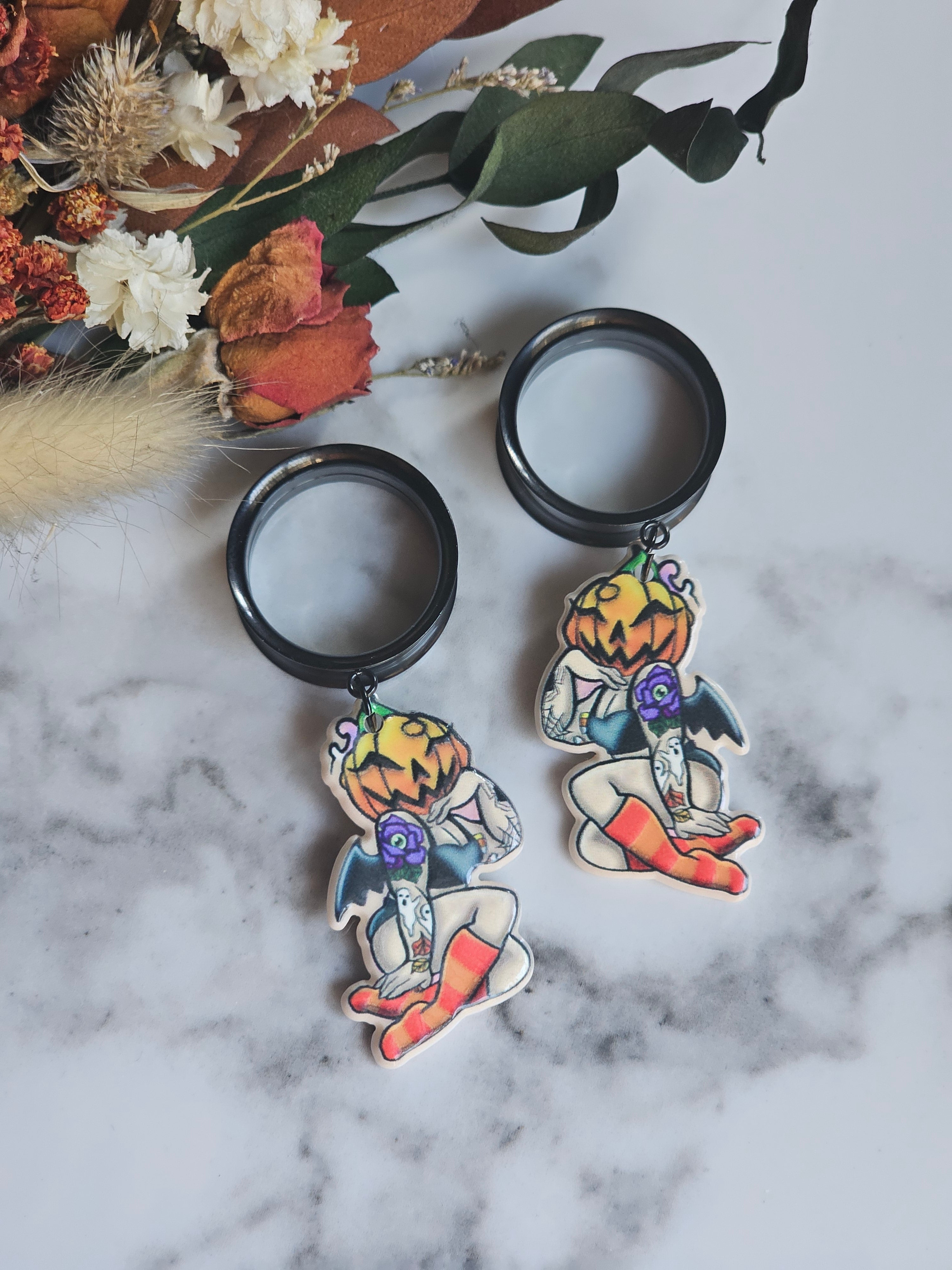 Sexy pin up pumpkinhead dangle gauges