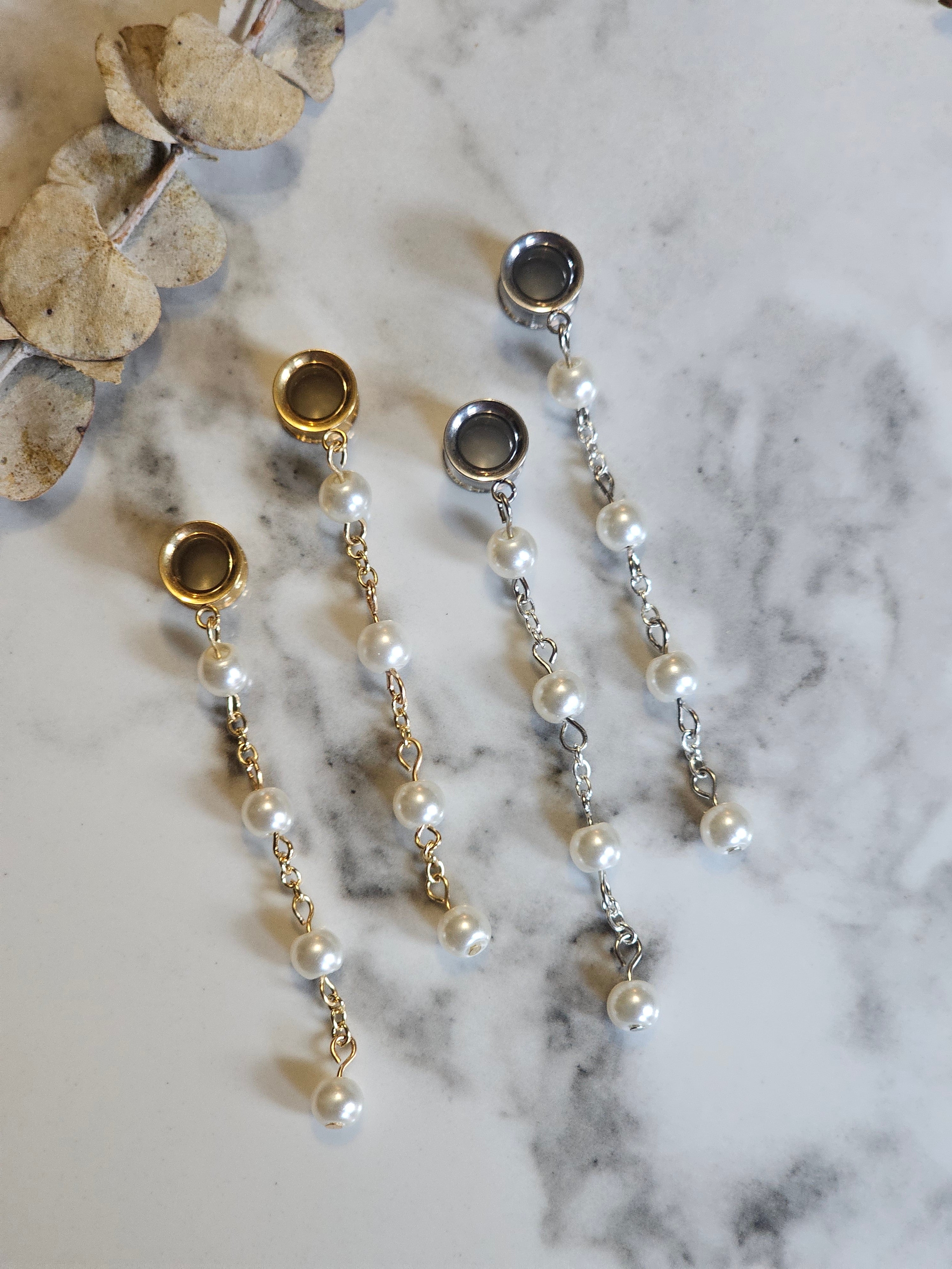 Faux pearl dangle gauges