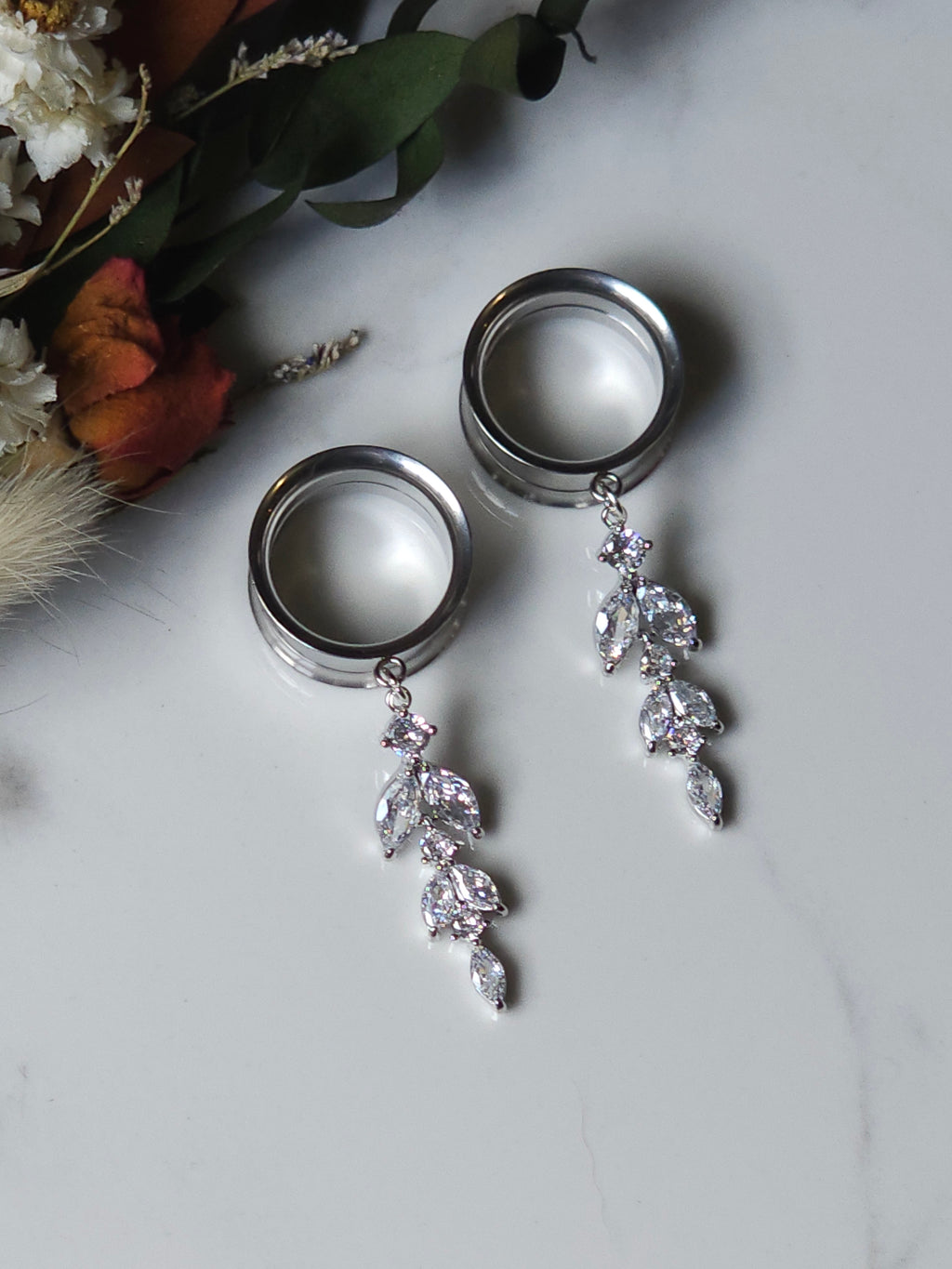 Special Occasion Dangle Gauges