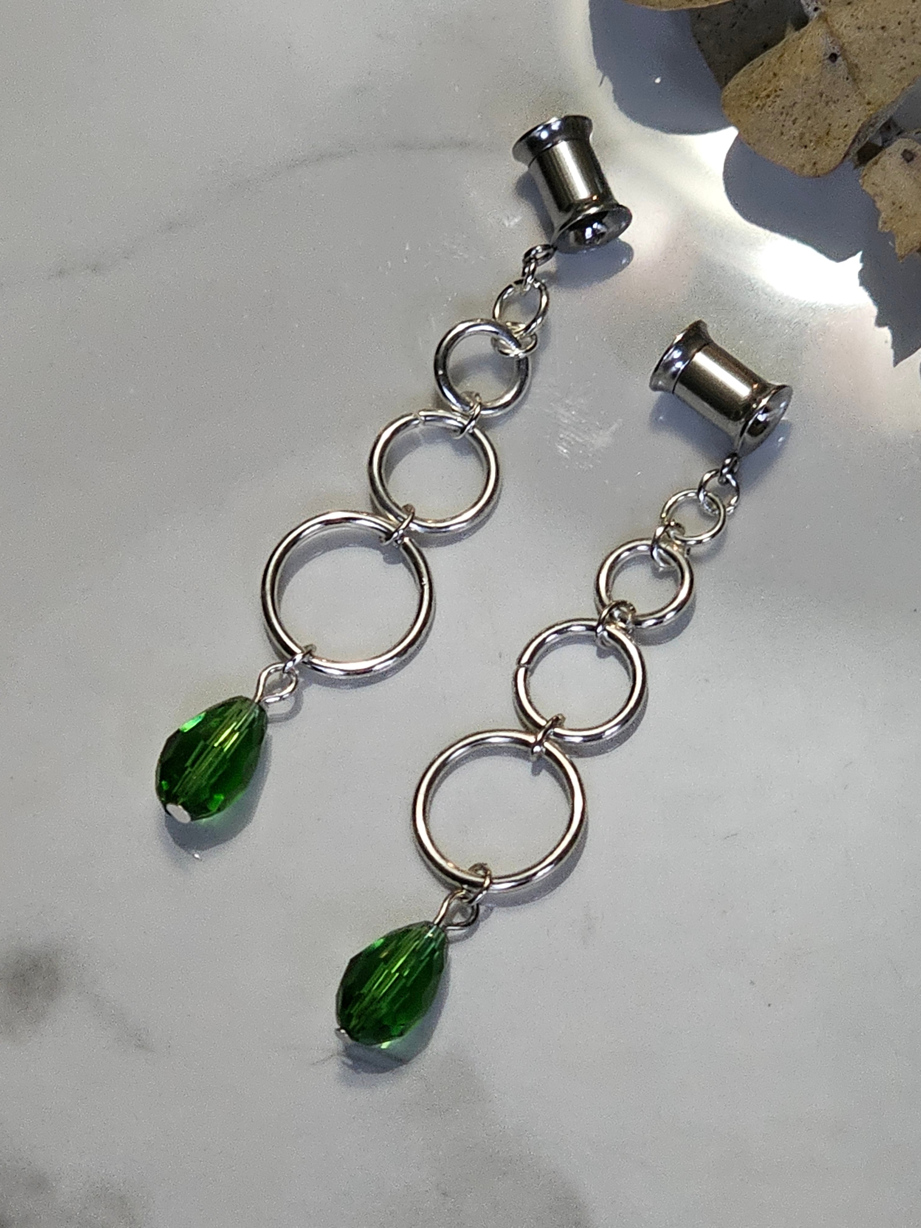 Gradient hoop dangle gauges