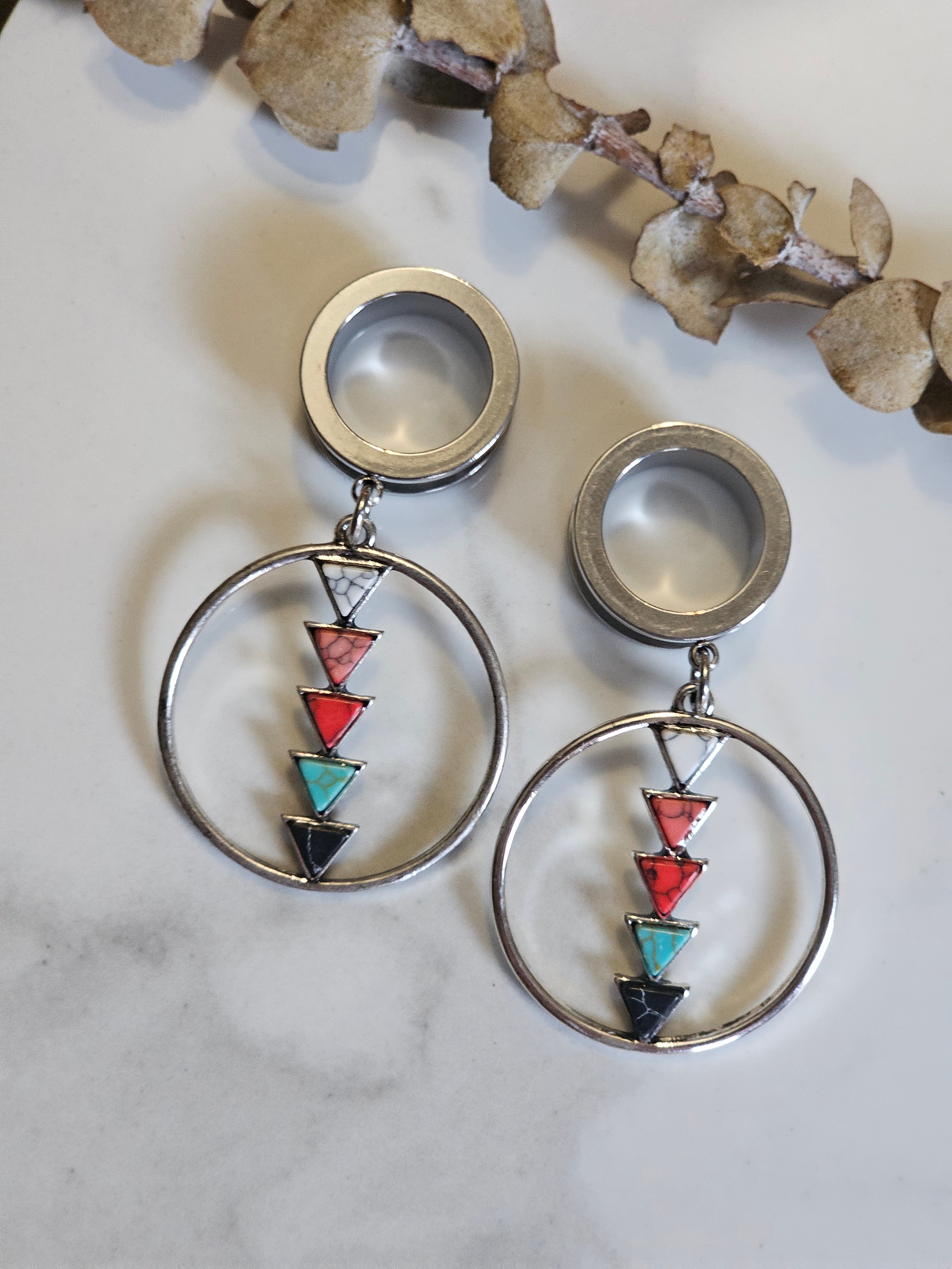 Western triangle dangle gauges