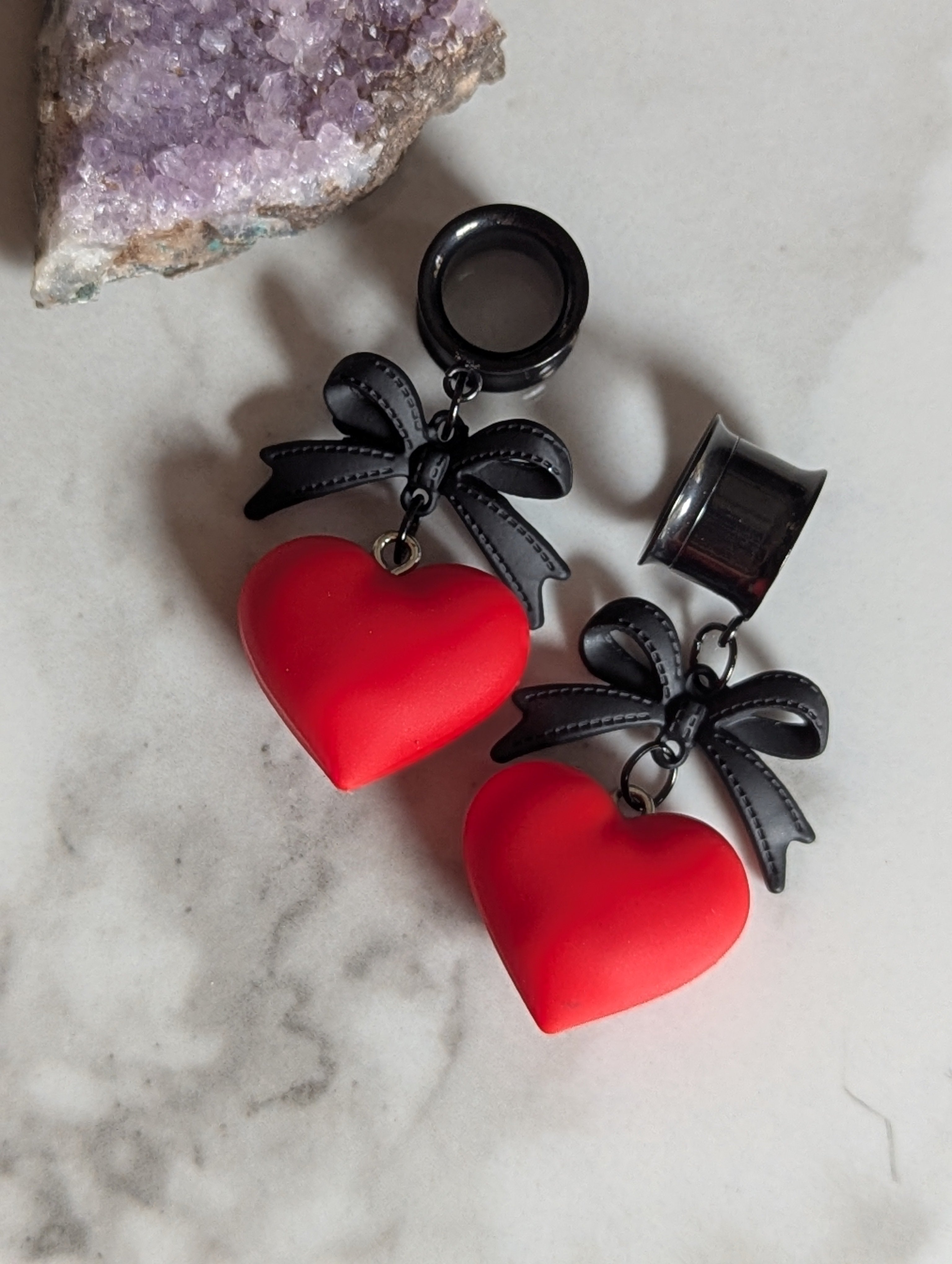 Kawaii heart dangle gauges
