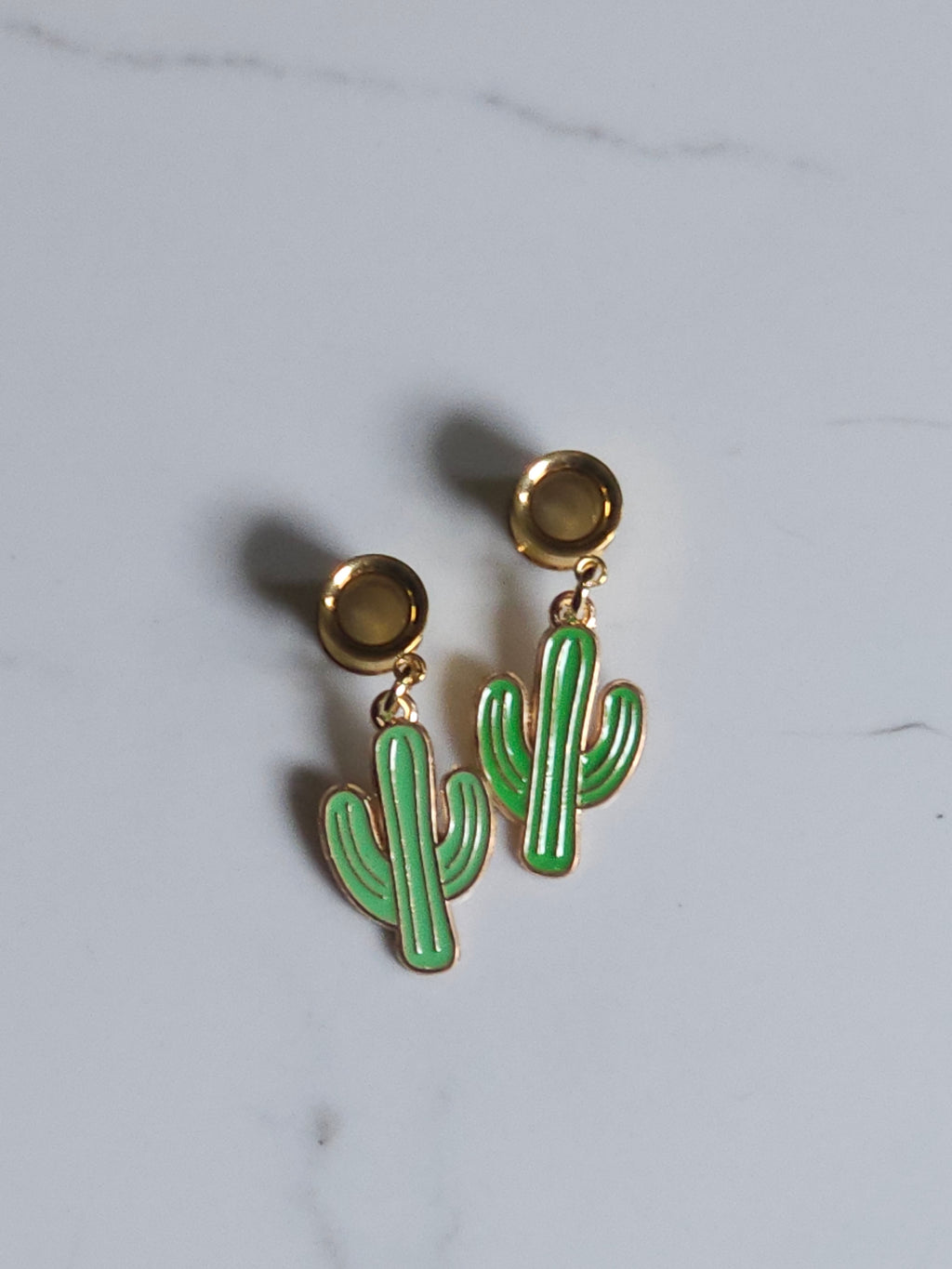 Cactus dangle gauges