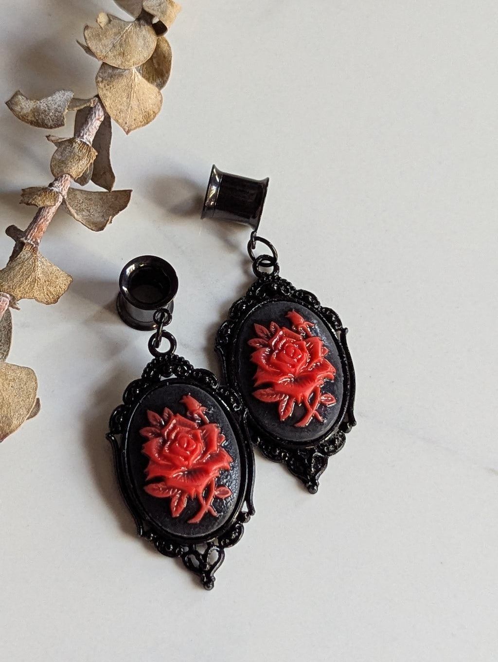 Rose Cameo dangle gauges