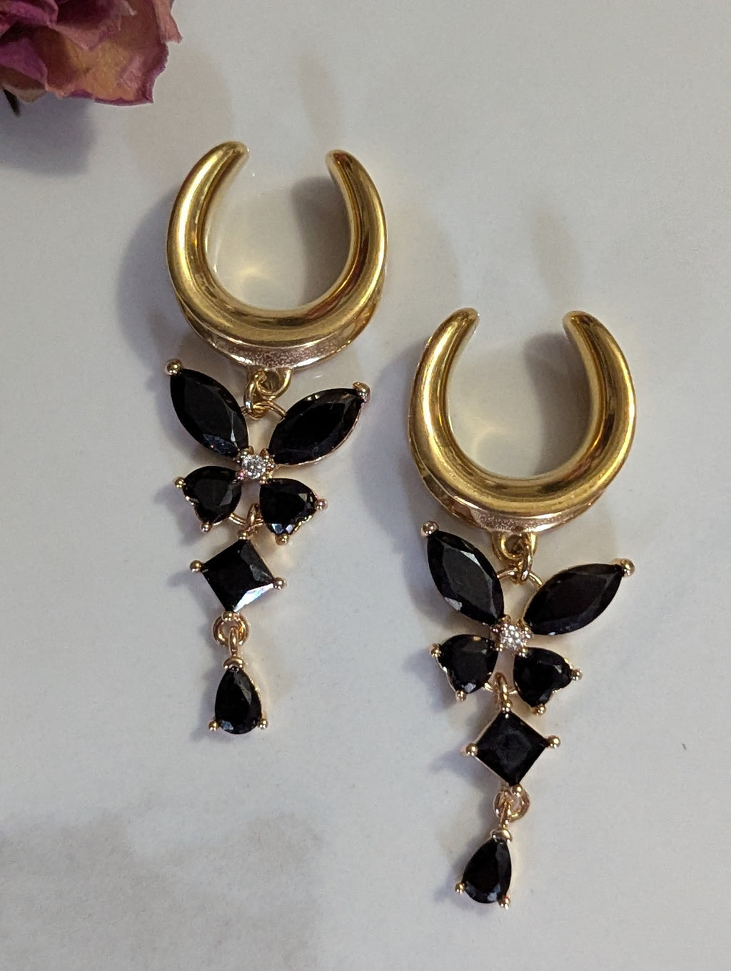 Crystal butterfly saddle gauges
