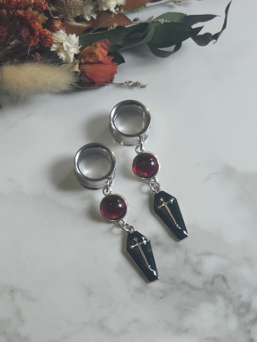 Coffin dangle gauges