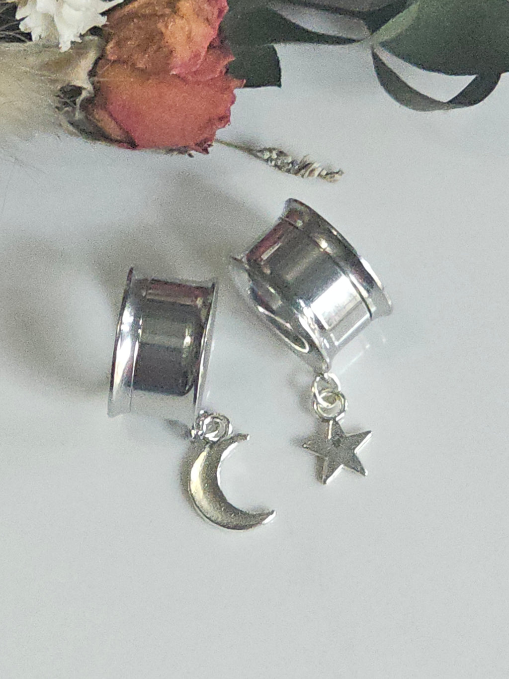 Moon and star dangle gauges