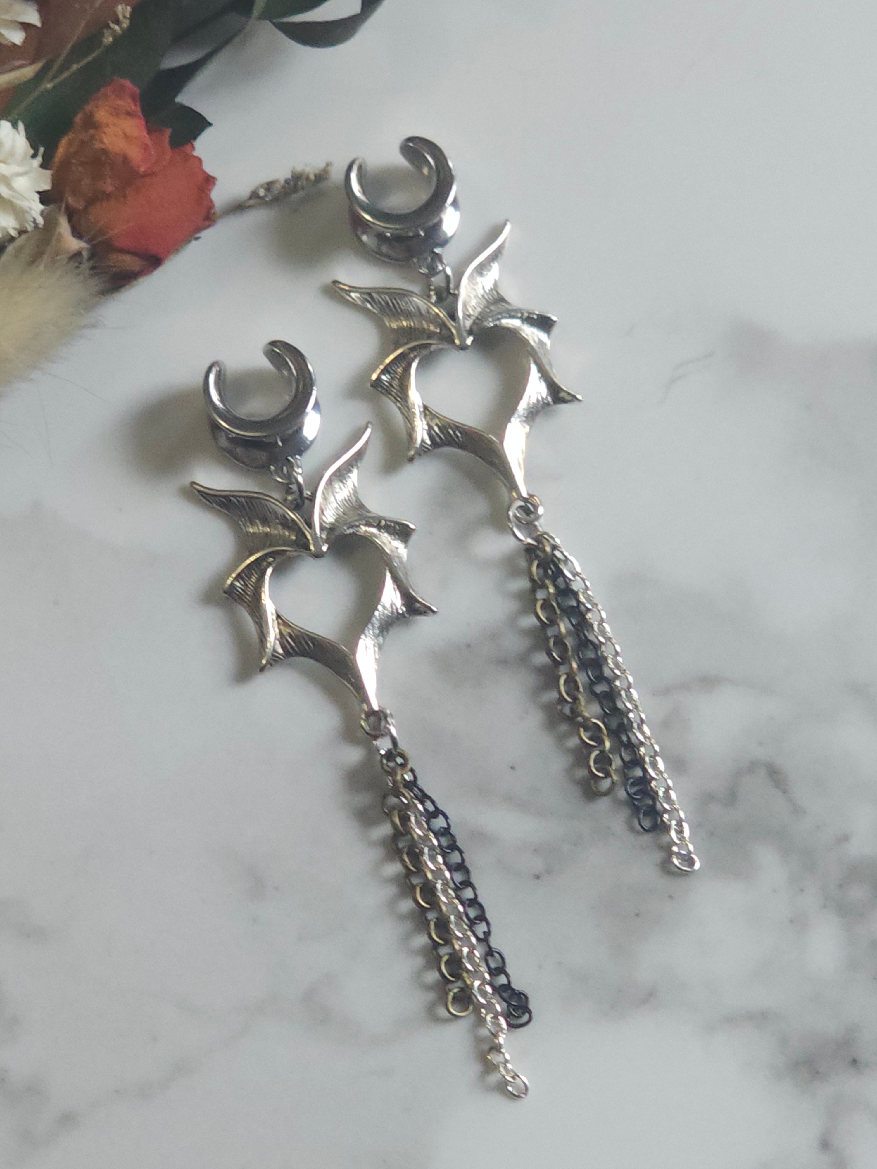 Bat wings dangle gauges or Saddles