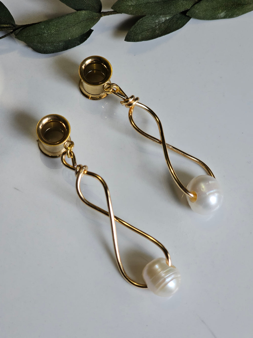 Large Pearl Dangle Gauges