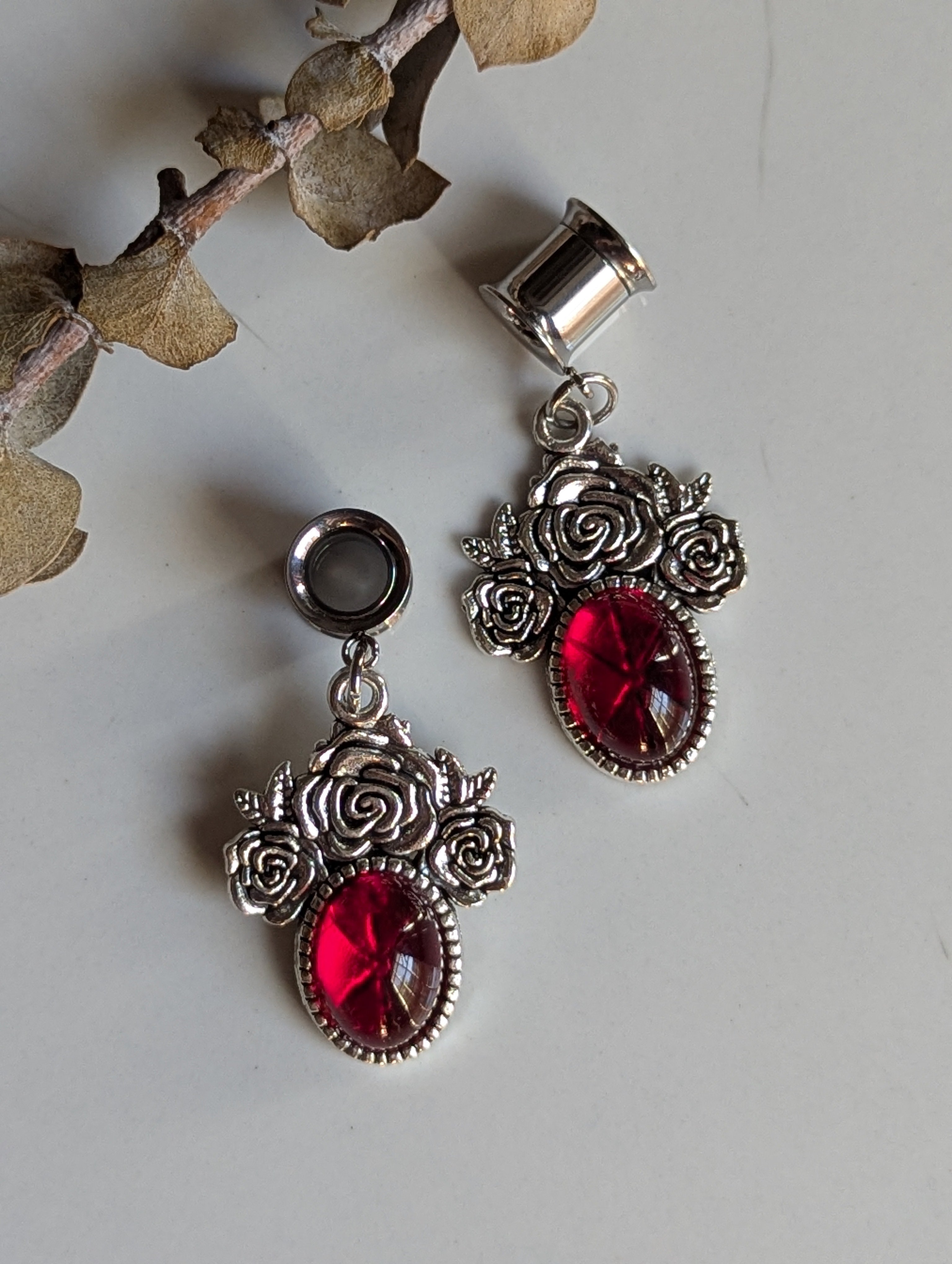 Rose Red dangle gauges